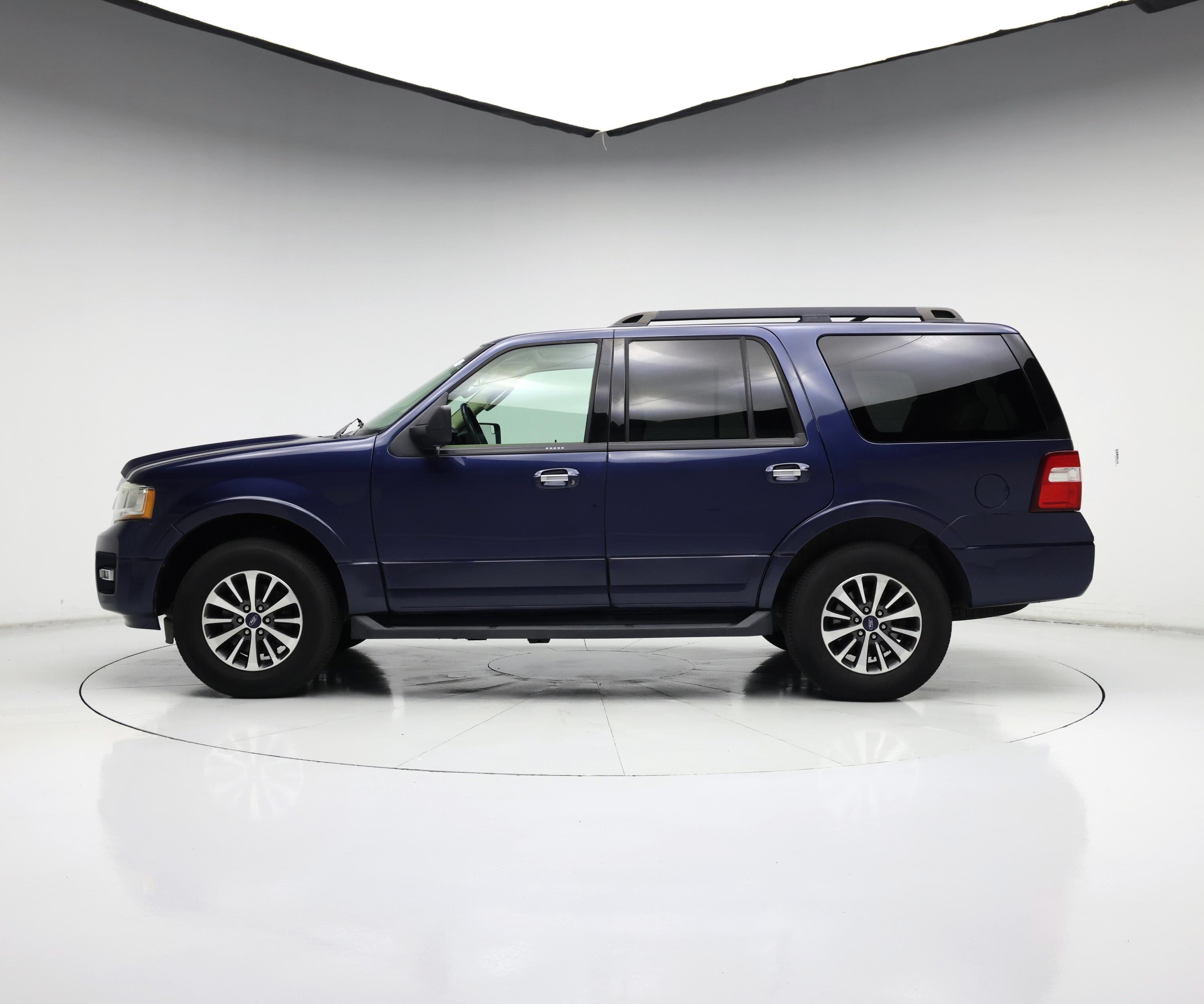 Thumbnail: 2016 Ford Expedition - 3