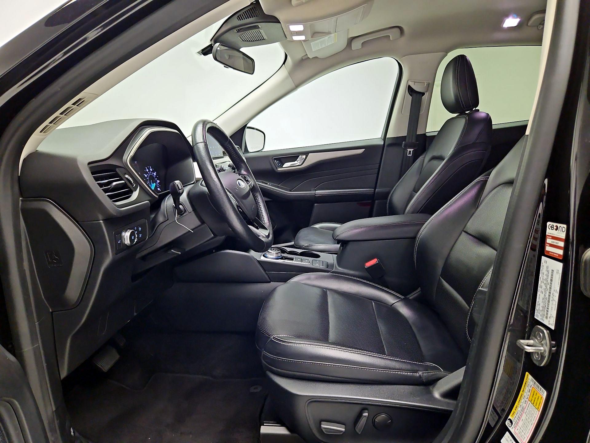 Thumbnail: 2021 Ford Escape - 11
