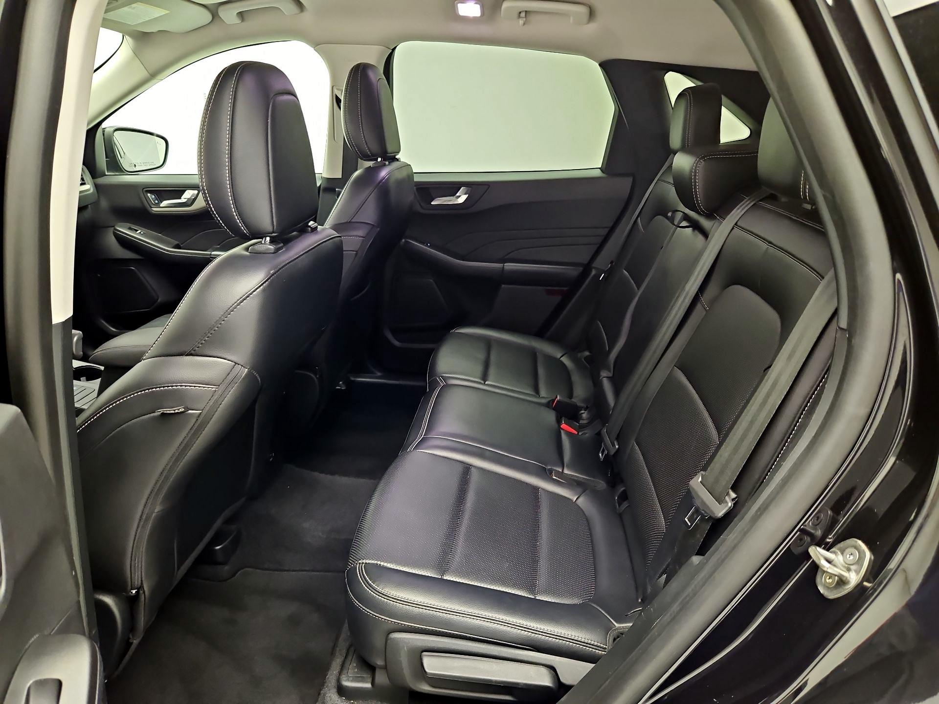 Thumbnail: 2021 Ford Escape - 19