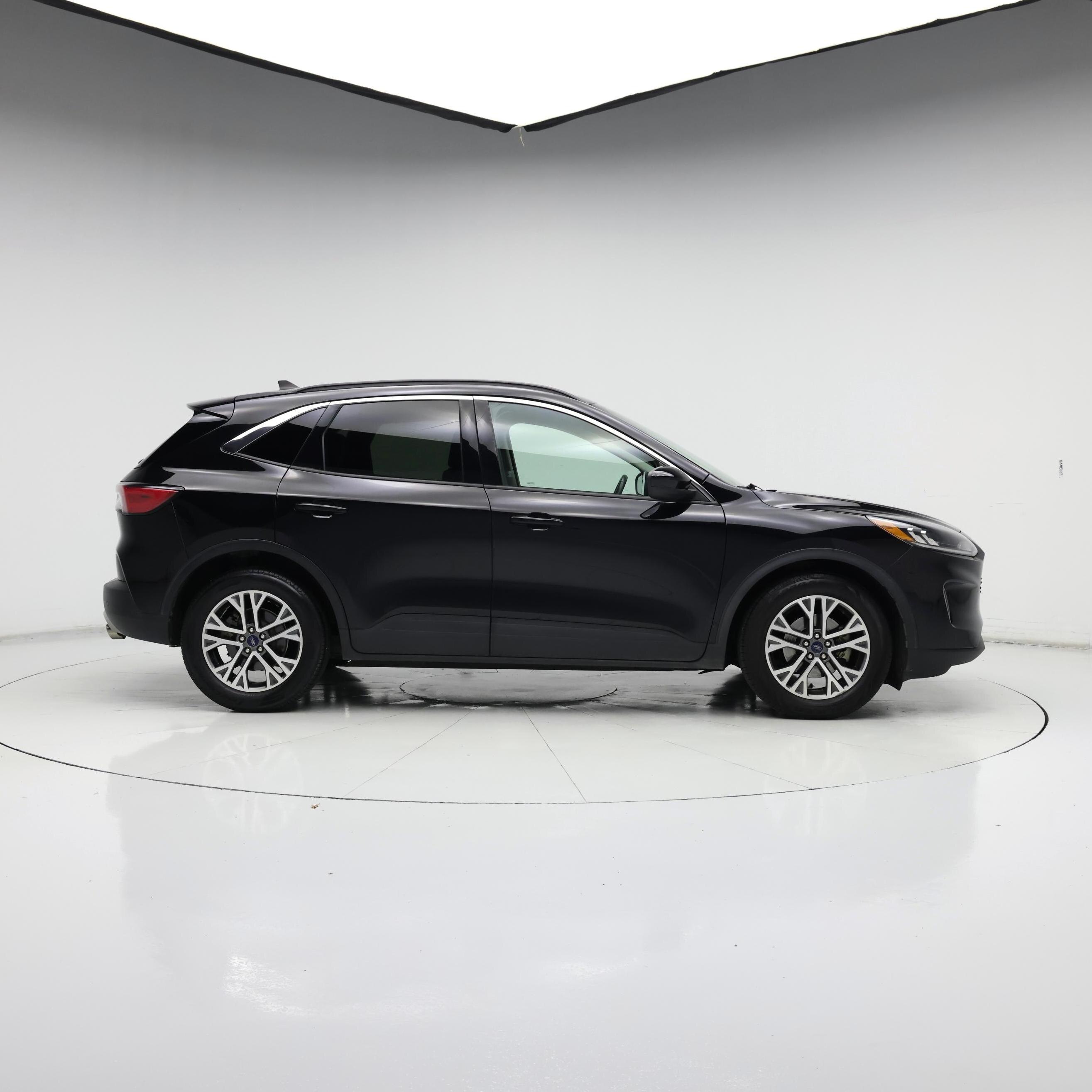 Thumbnail: 2021 Ford Escape - 7