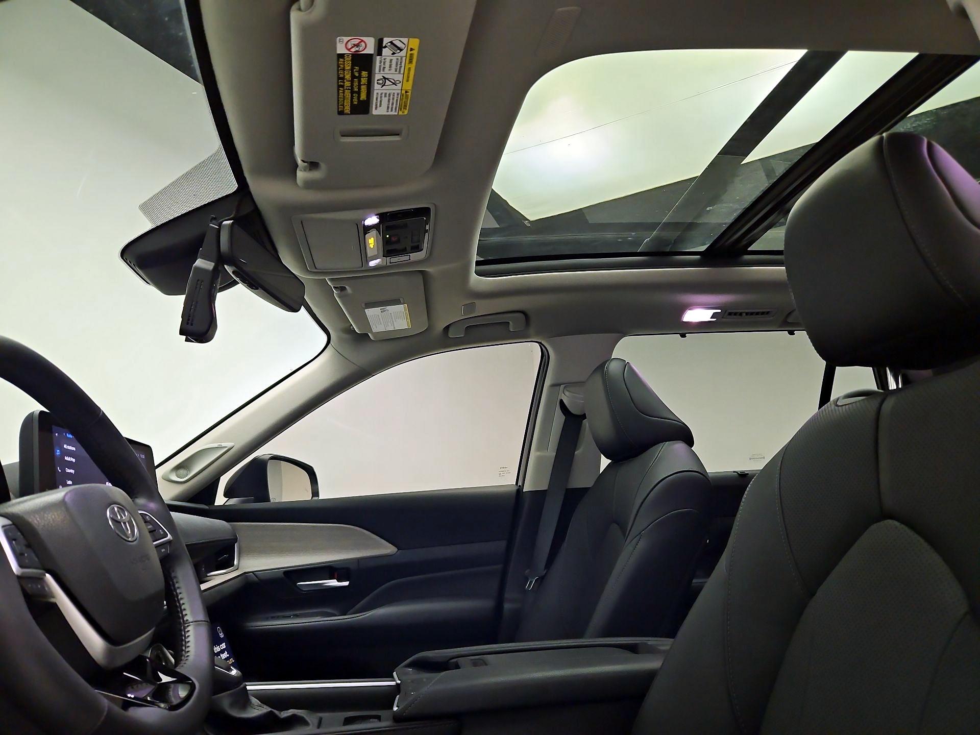 Thumbnail: 2024 Toyota Grand Highlander - 19