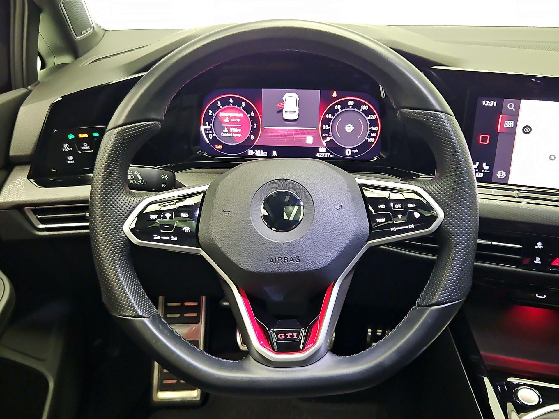 Thumbnail: 2023 Volkswagen Golf - 10