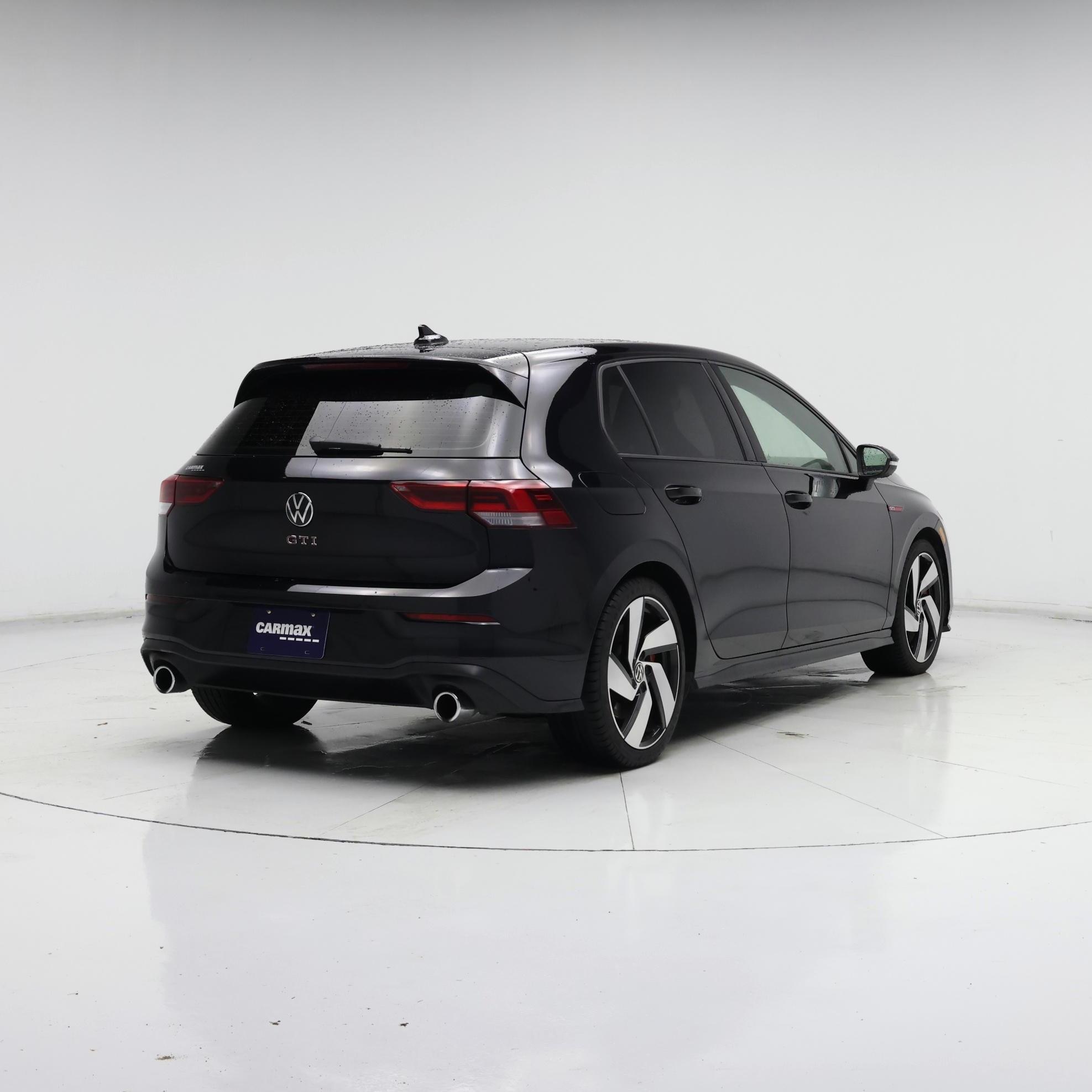 Thumbnail: 2023 Volkswagen Golf - 8