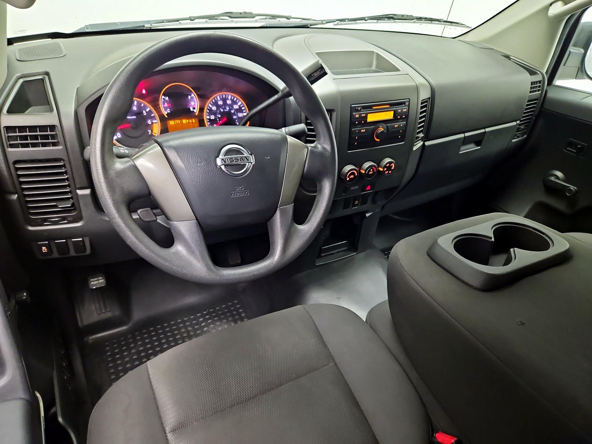 Thumbnail: 2013 Nissan Titan - 9