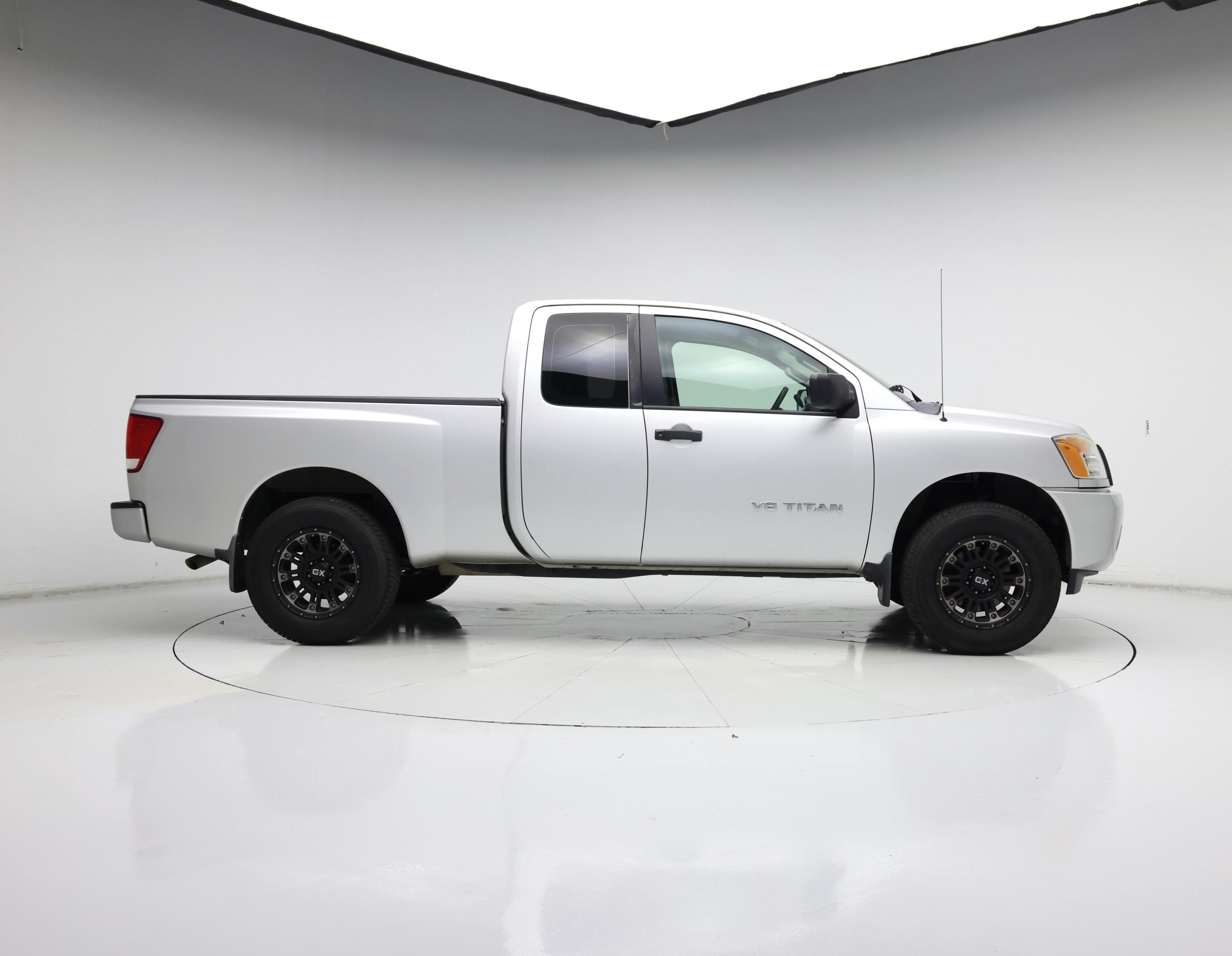 Thumbnail: 2013 Nissan Titan - 7