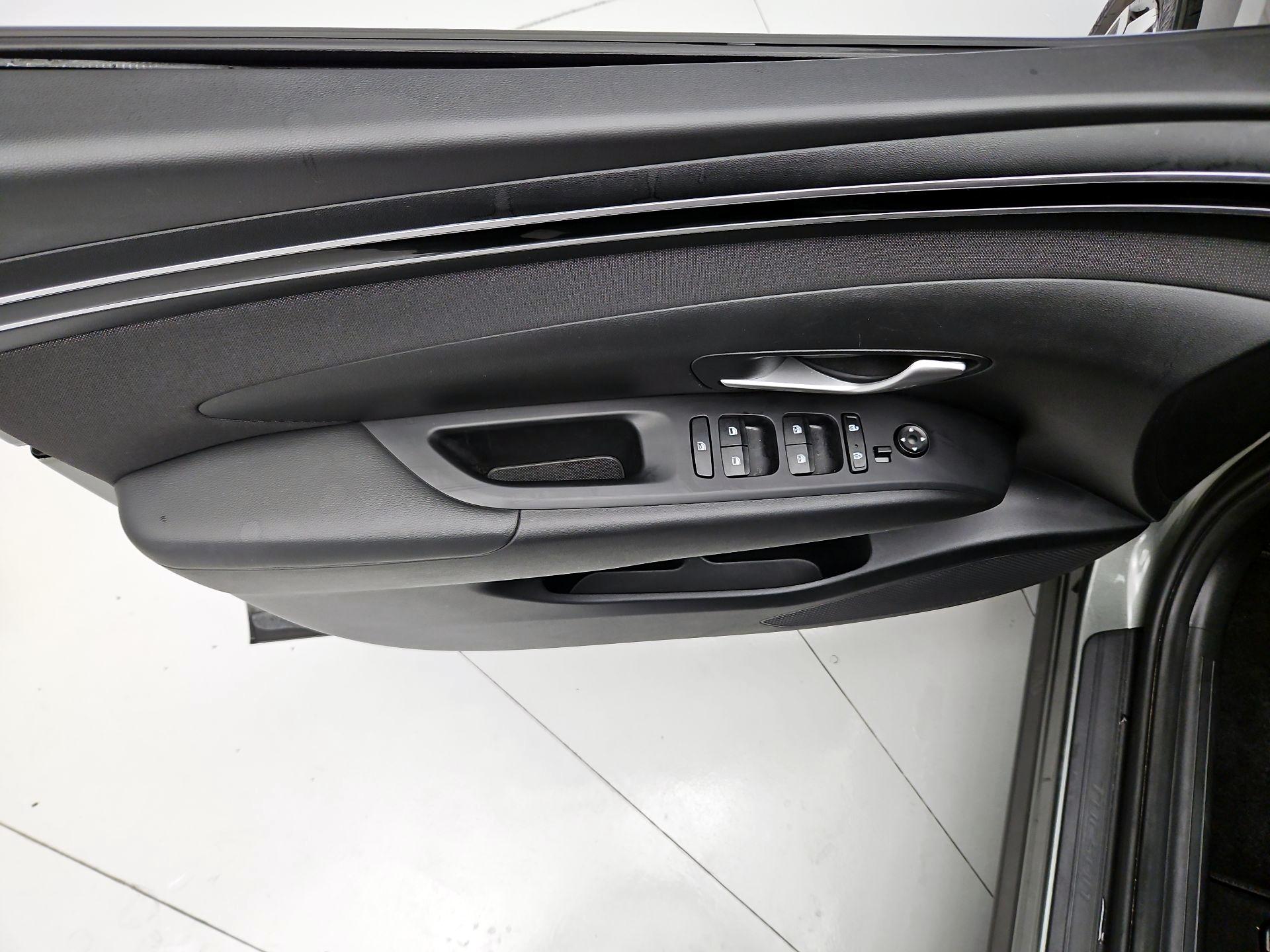 Thumbnail: 2023 Hyundai Tucson - 12