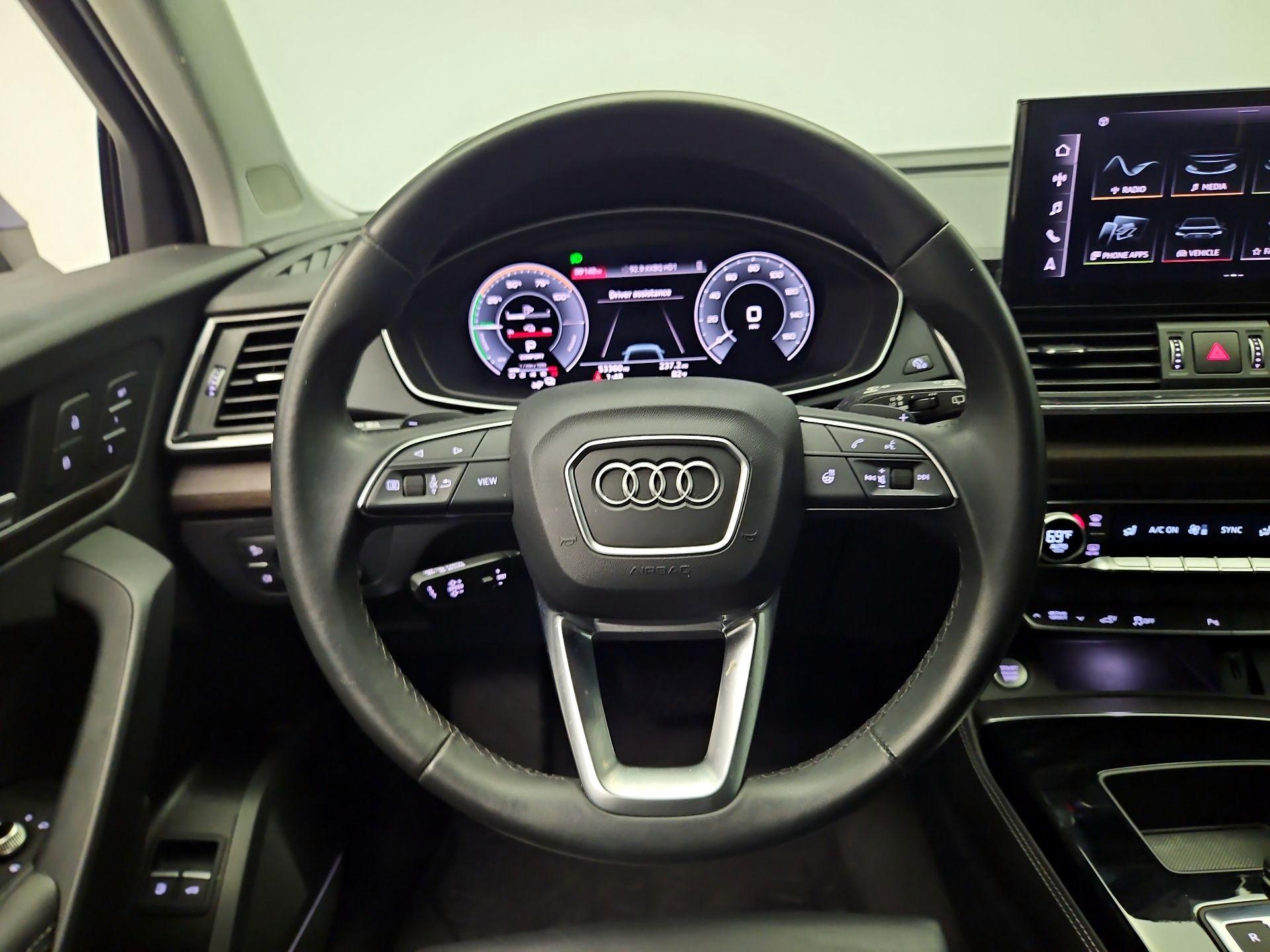 Thumbnail: 2023 Audi Q5 - 10