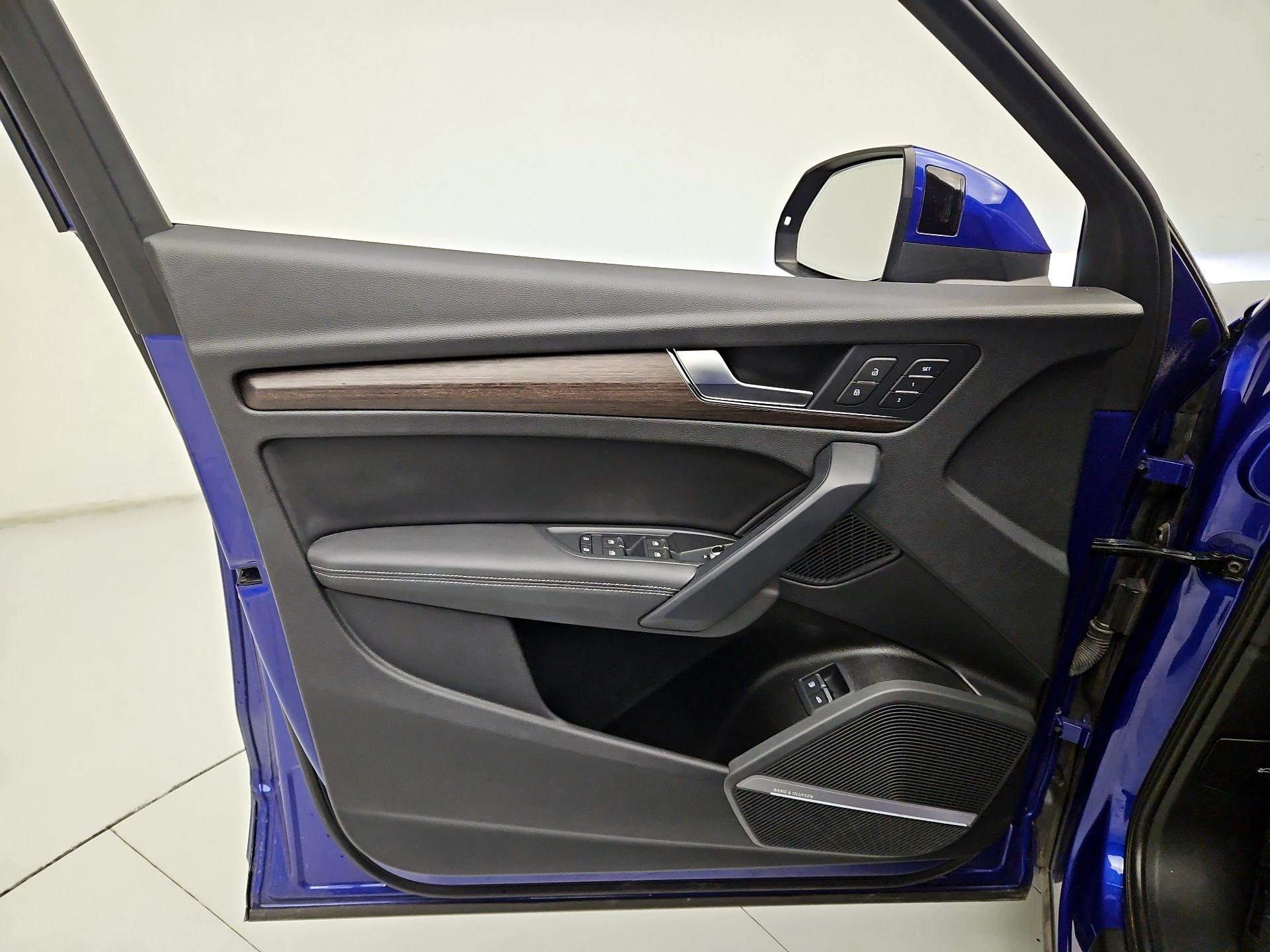 Thumbnail: 2023 Audi Q5 - 12