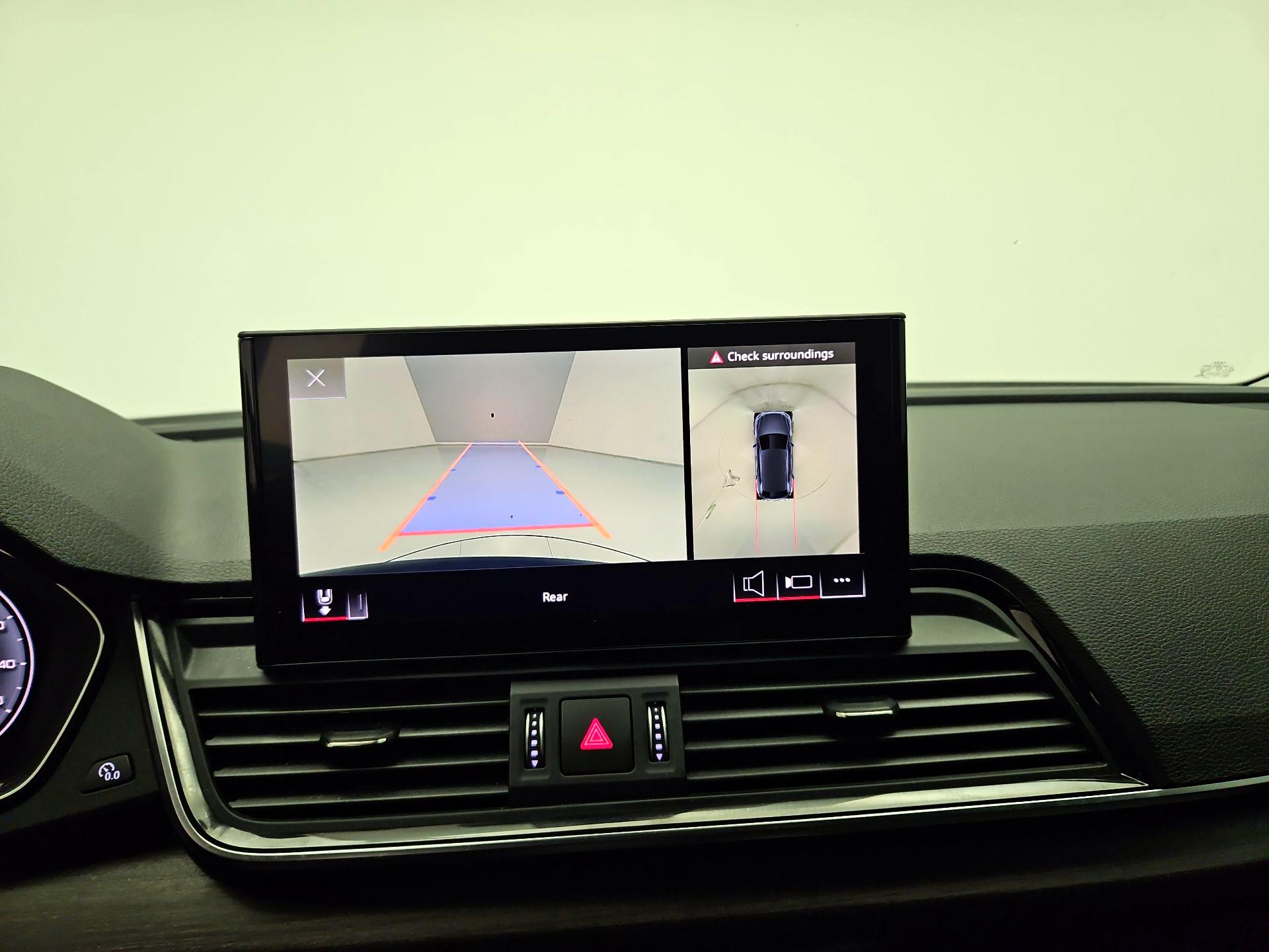 Thumbnail: 2023 Audi Q5 - 13