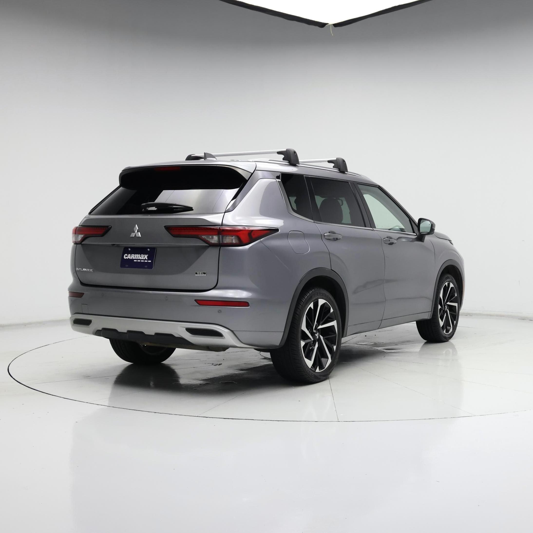 Thumbnail: 2022 Mitsubishi Outlander - 8