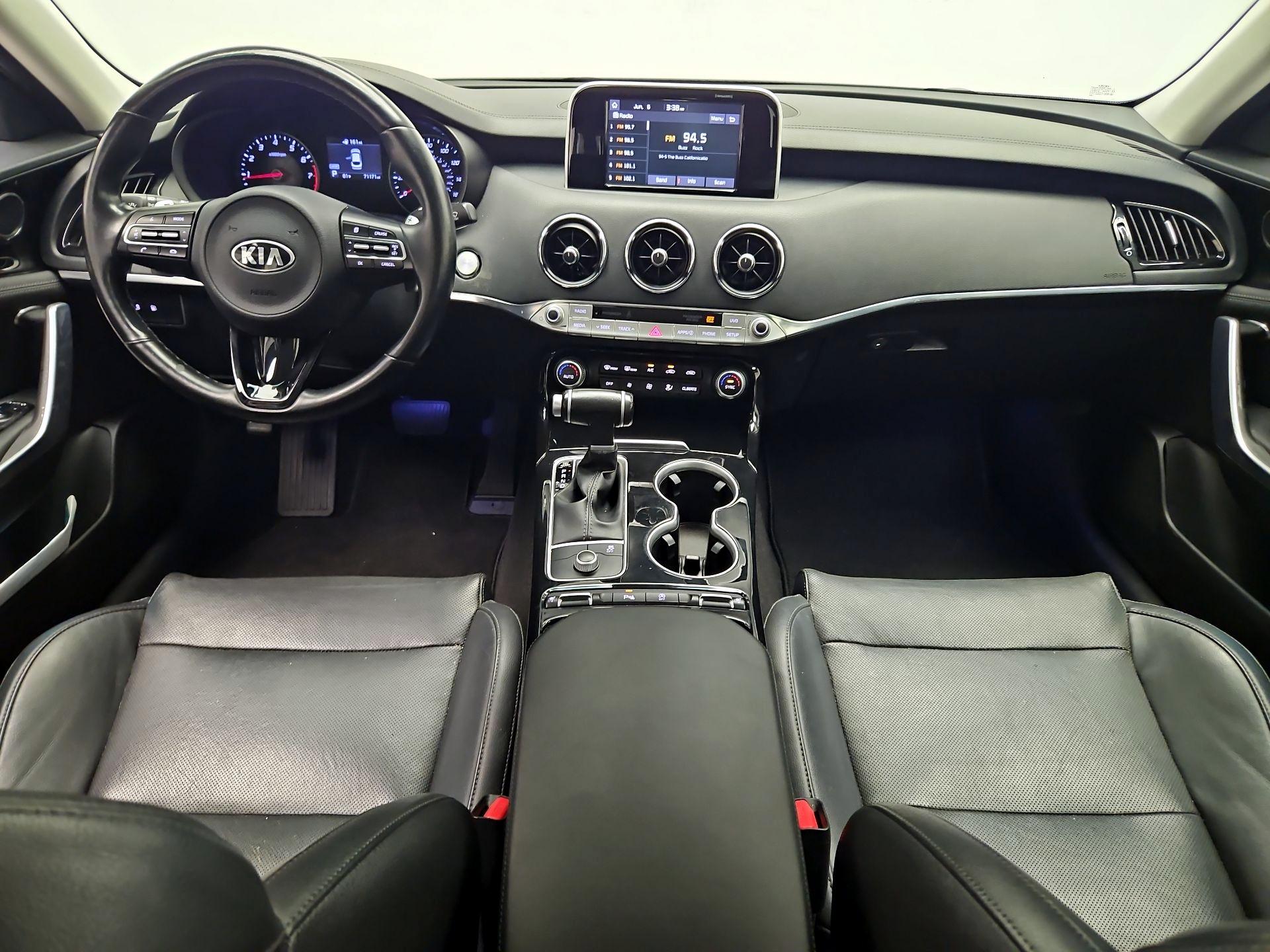 Thumbnail: 2019 Kia Stinger - 9