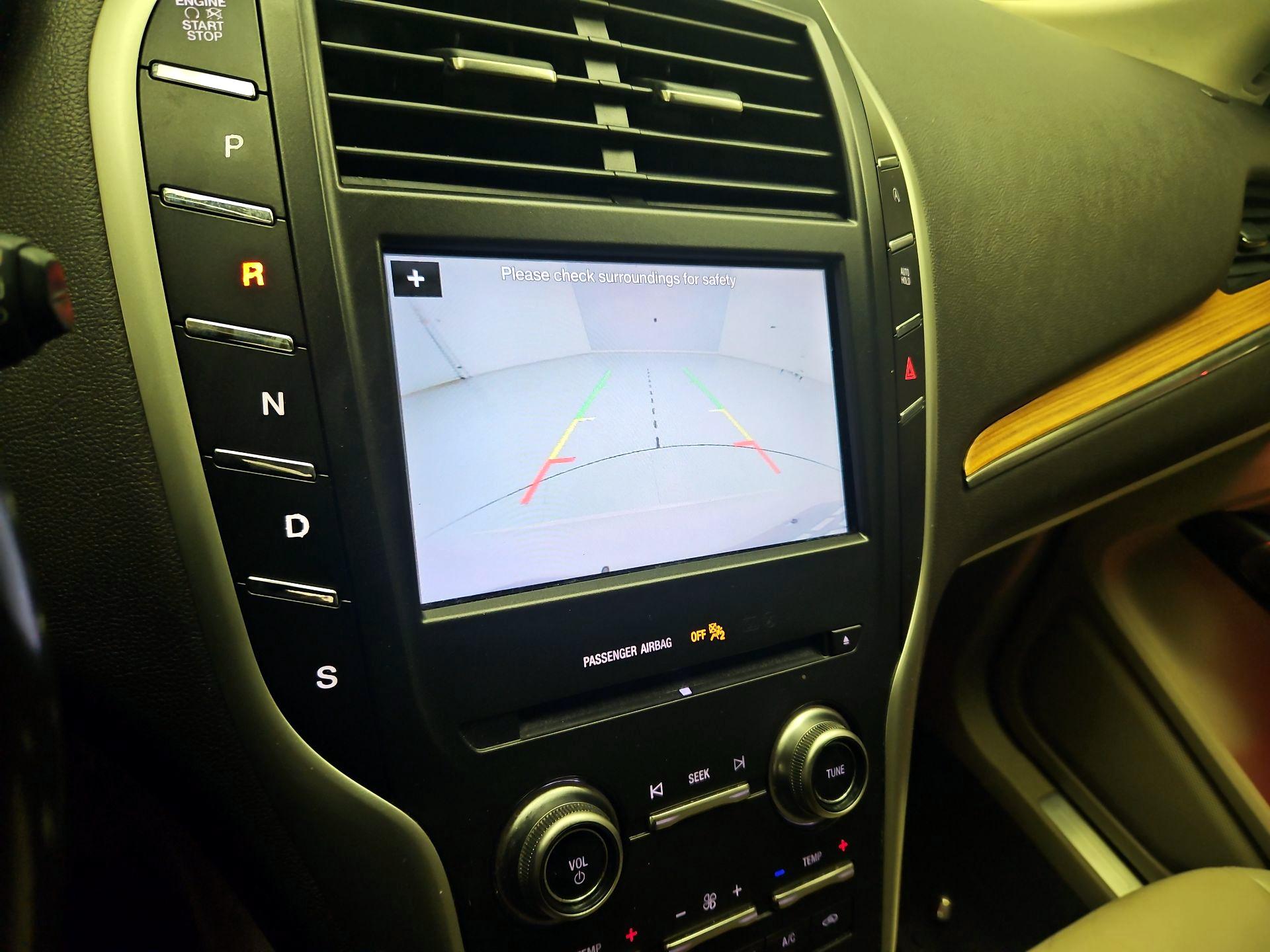 Thumbnail: 2019 Lincoln MKC - 15