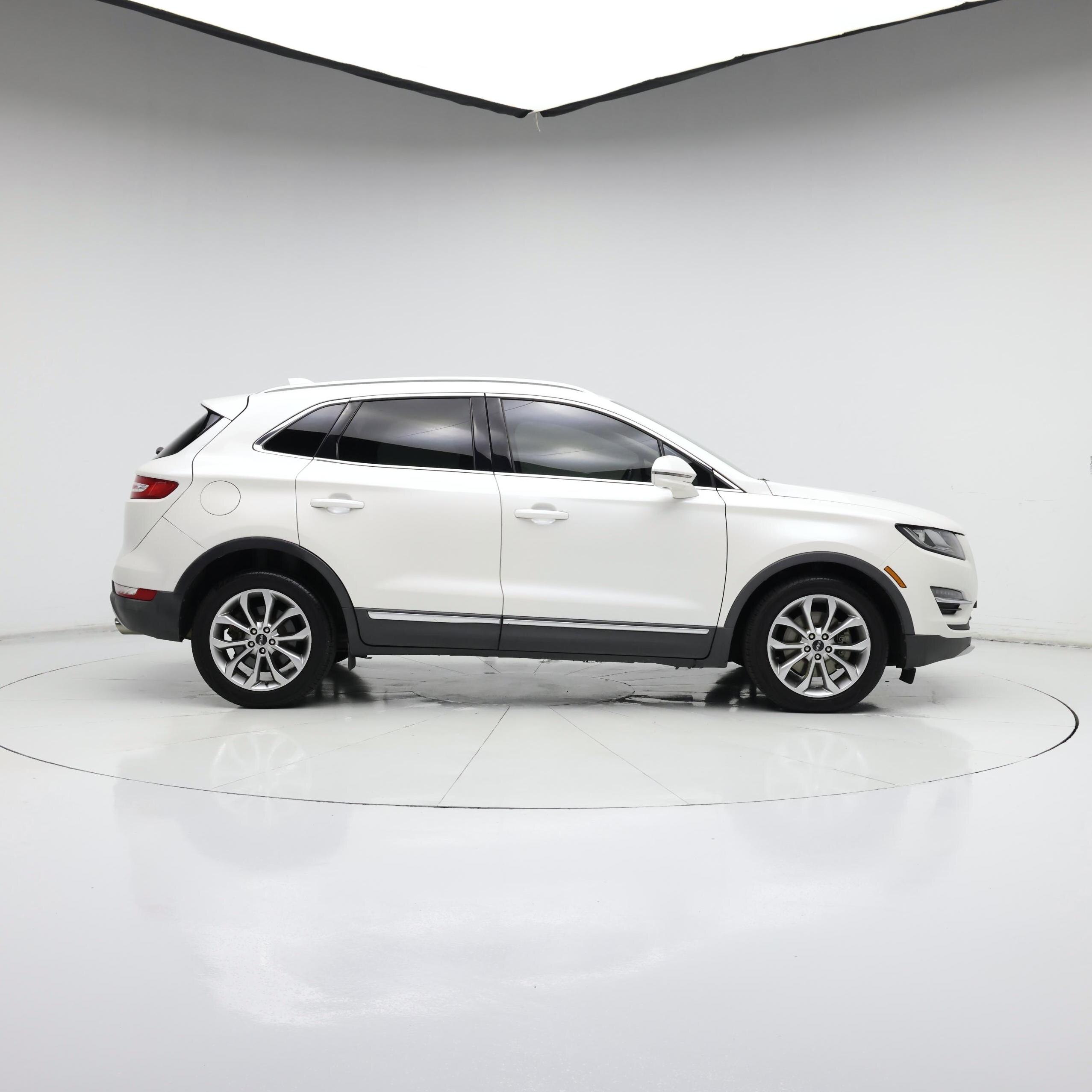 Thumbnail: 2019 Lincoln MKC - 7