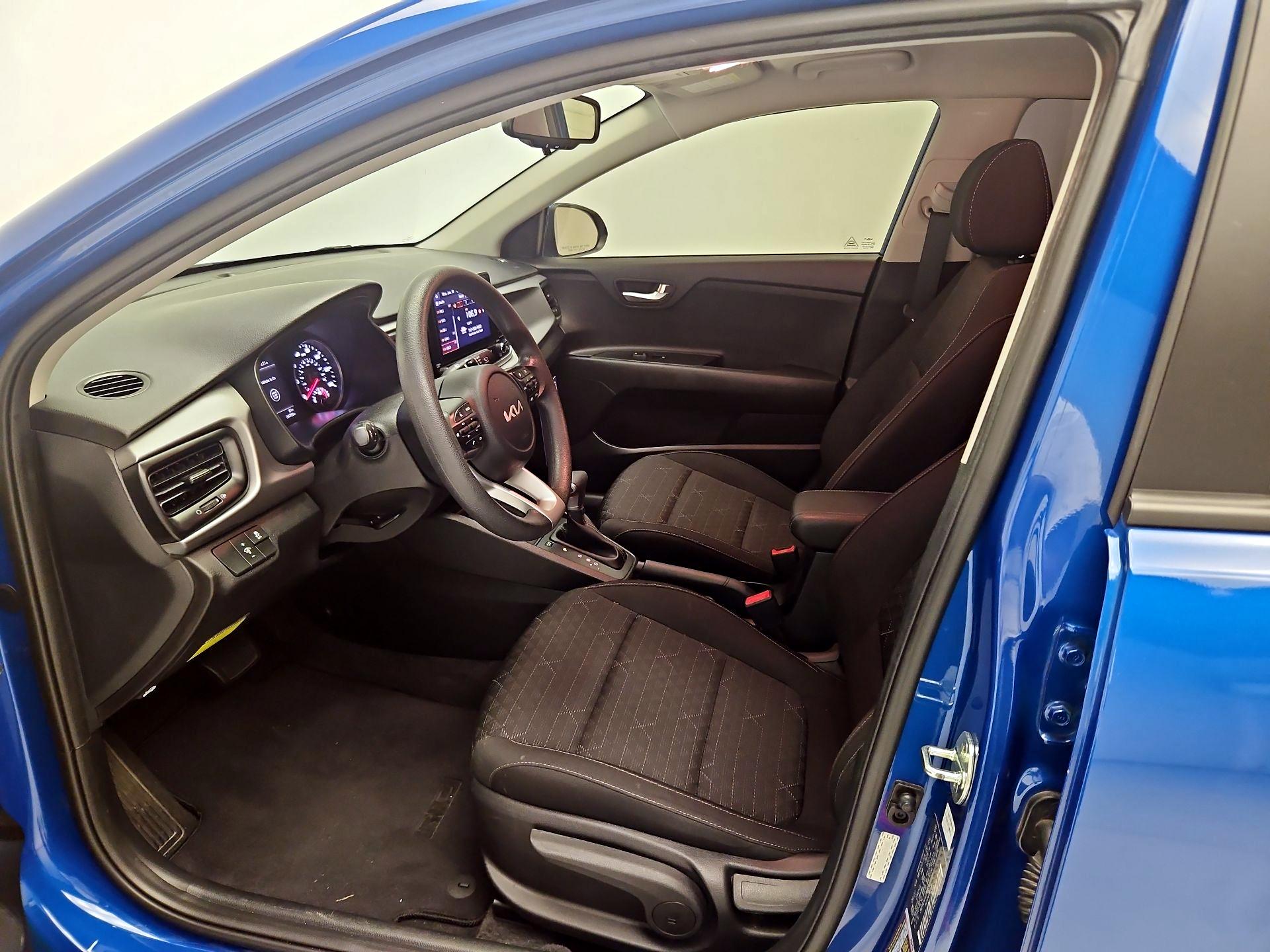 Thumbnail: 2023 Kia Rio - 11