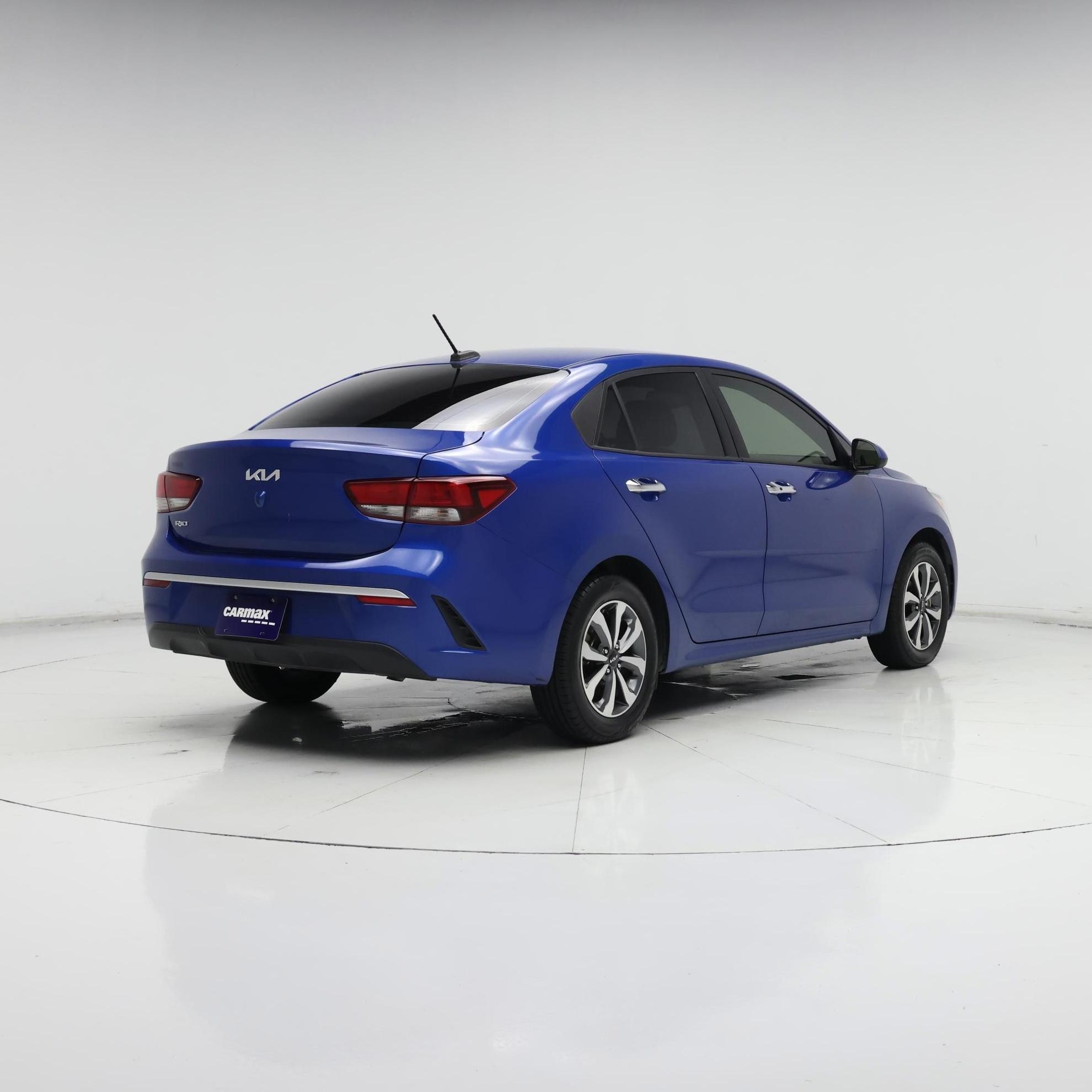 Thumbnail: 2023 Kia Rio - 8