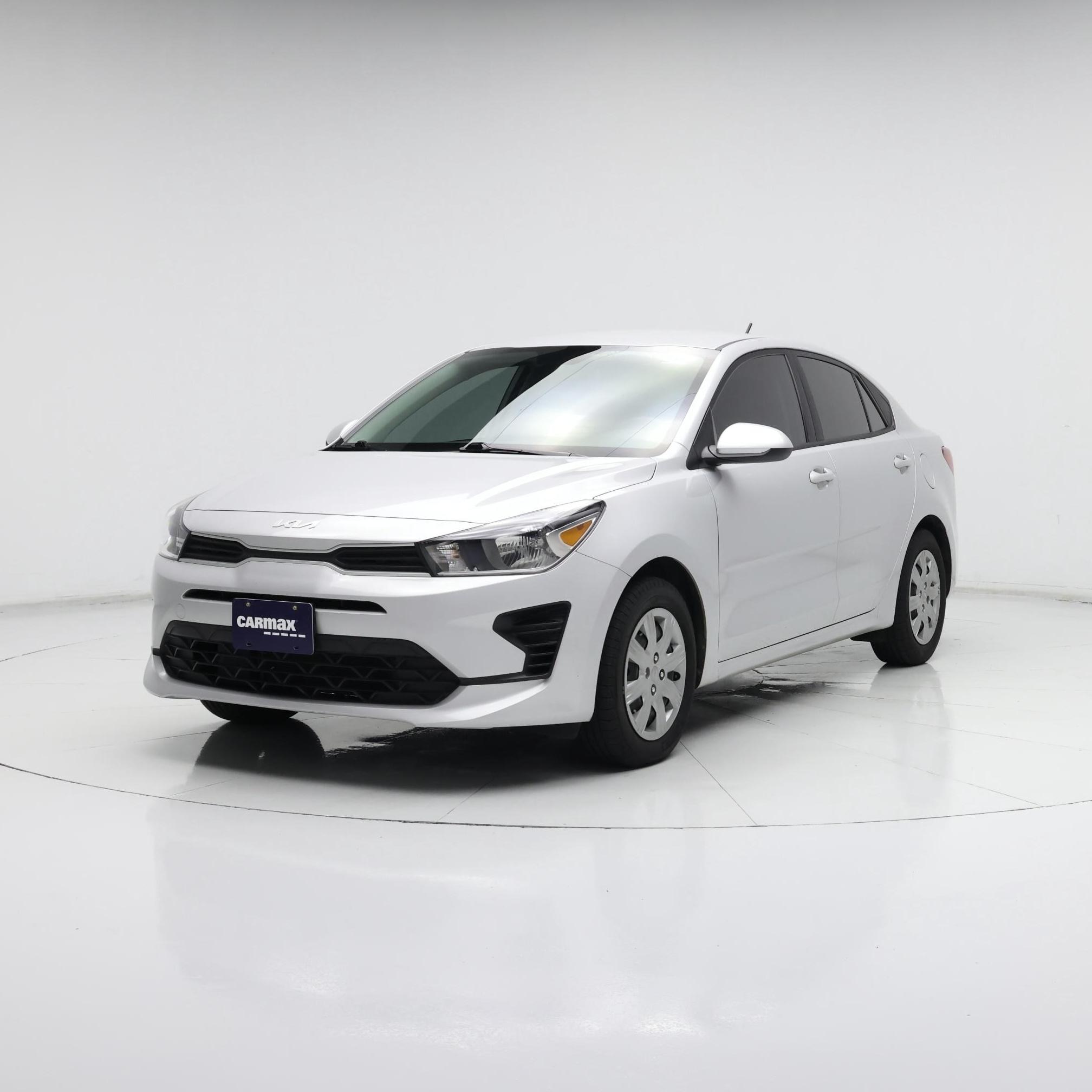 Thumbnail: 2023 Kia Rio - 4