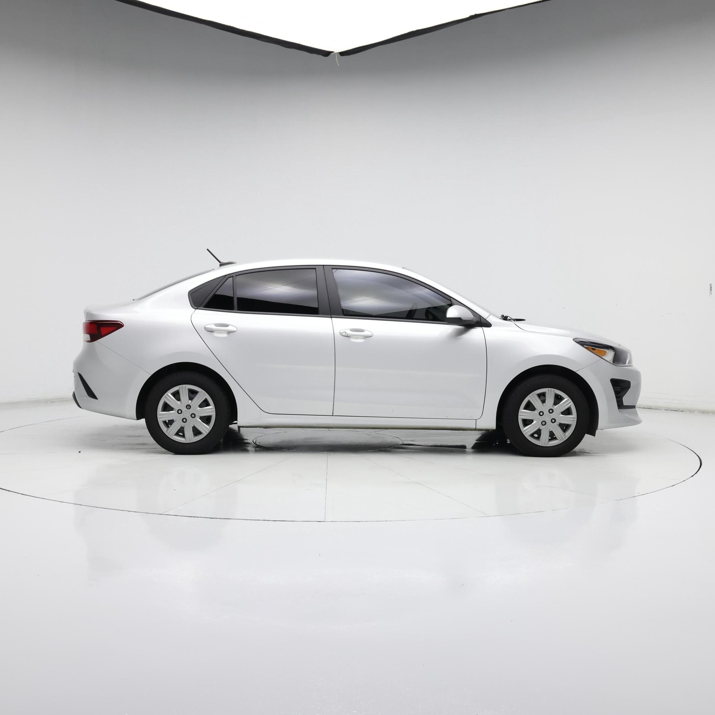Thumbnail: 2023 Kia Rio - 7