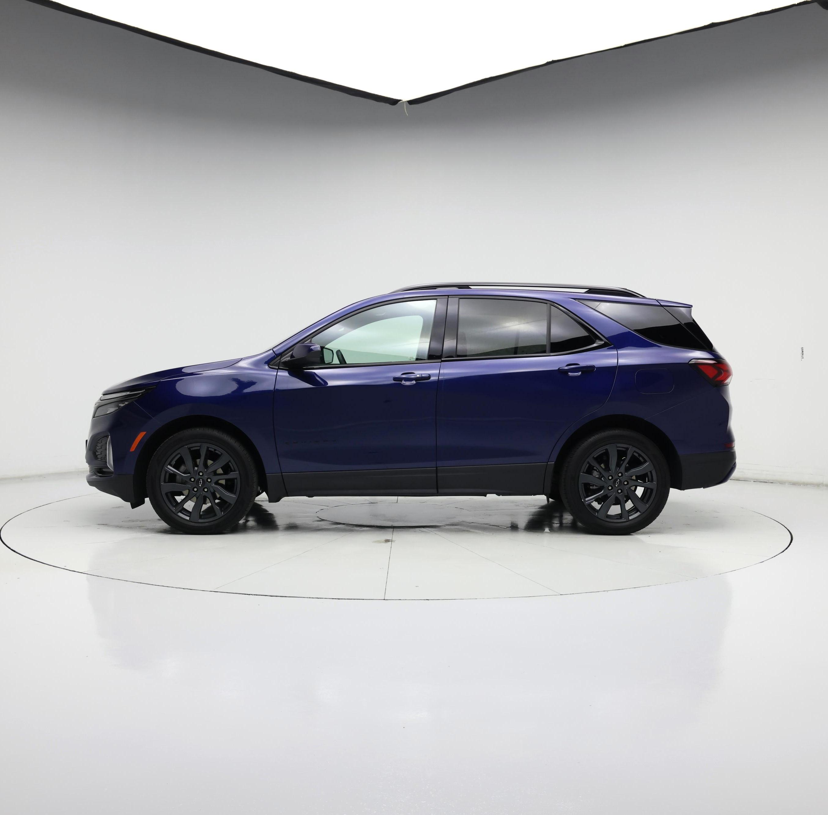 Thumbnail: 2023 Chevrolet Equinox - 3
