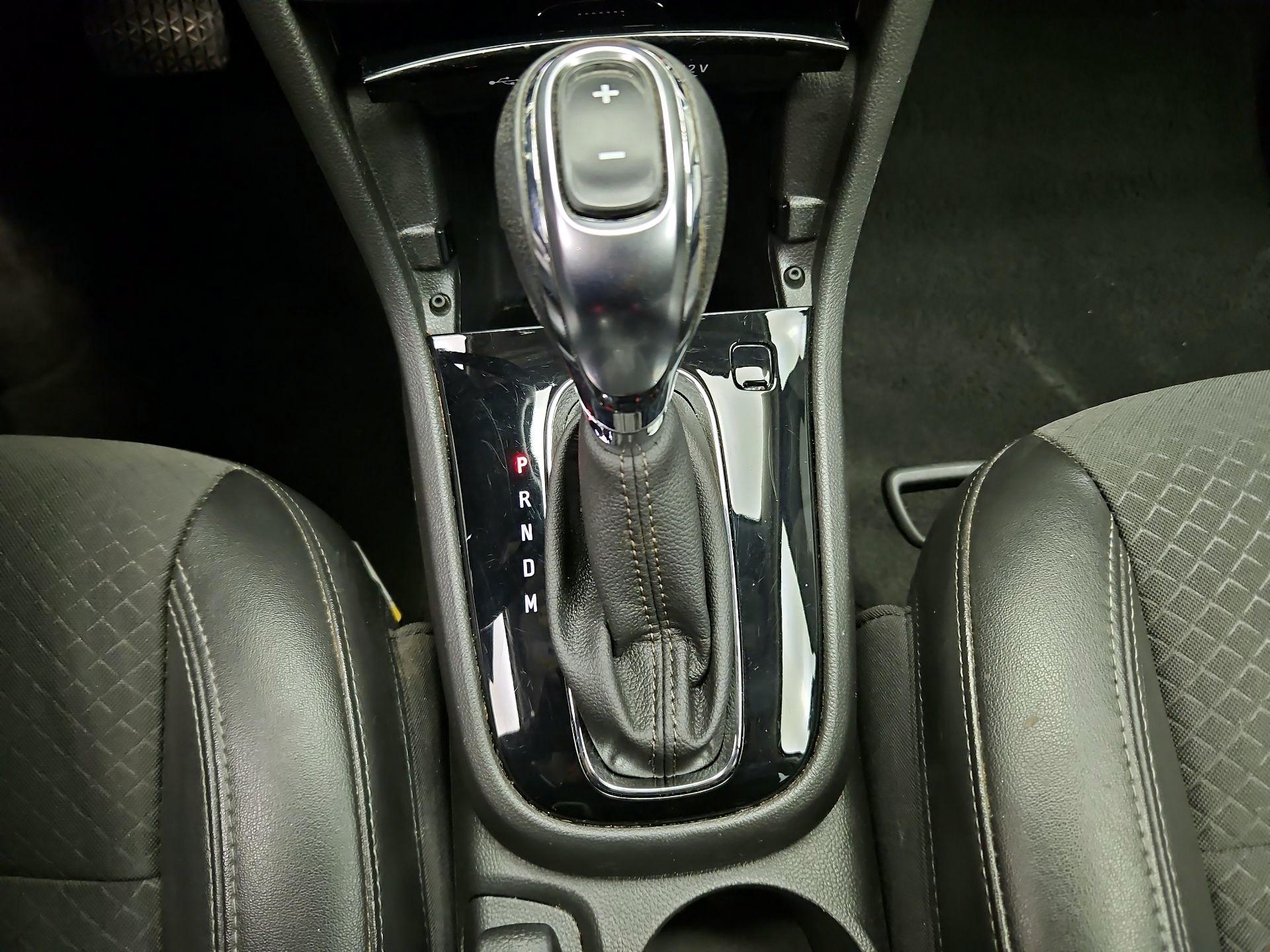 Thumbnail: 2019 Buick Encore - 18