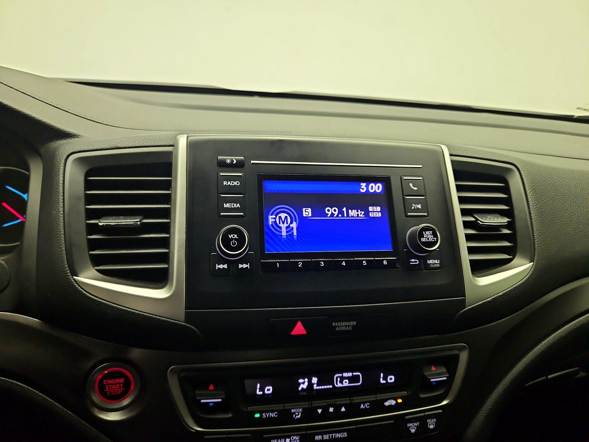 Thumbnail: 2019 Honda Passport - 14