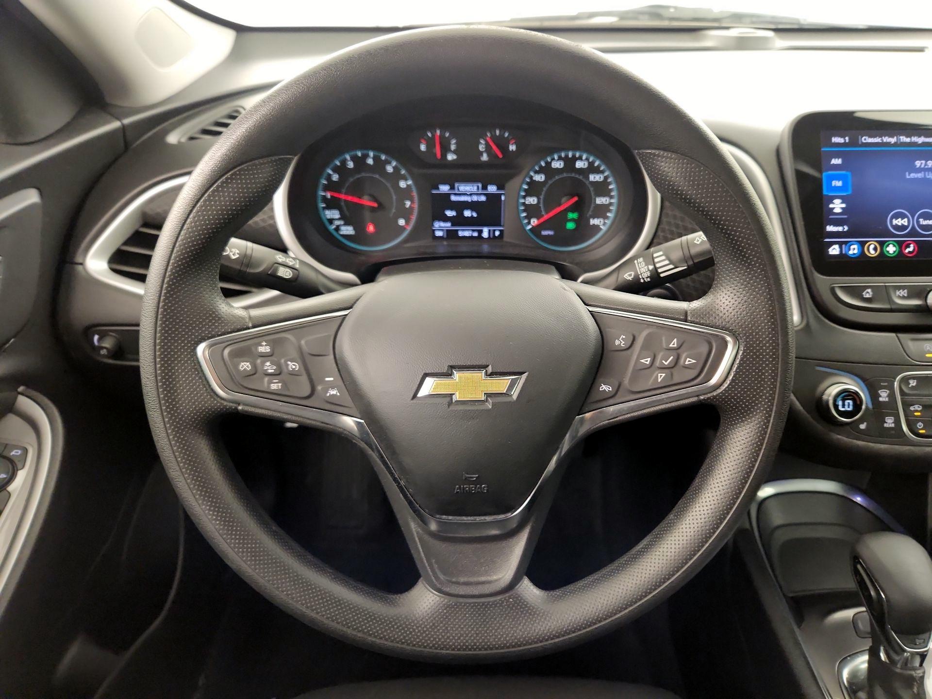 Thumbnail: 2023 Chevrolet Malibu - 10