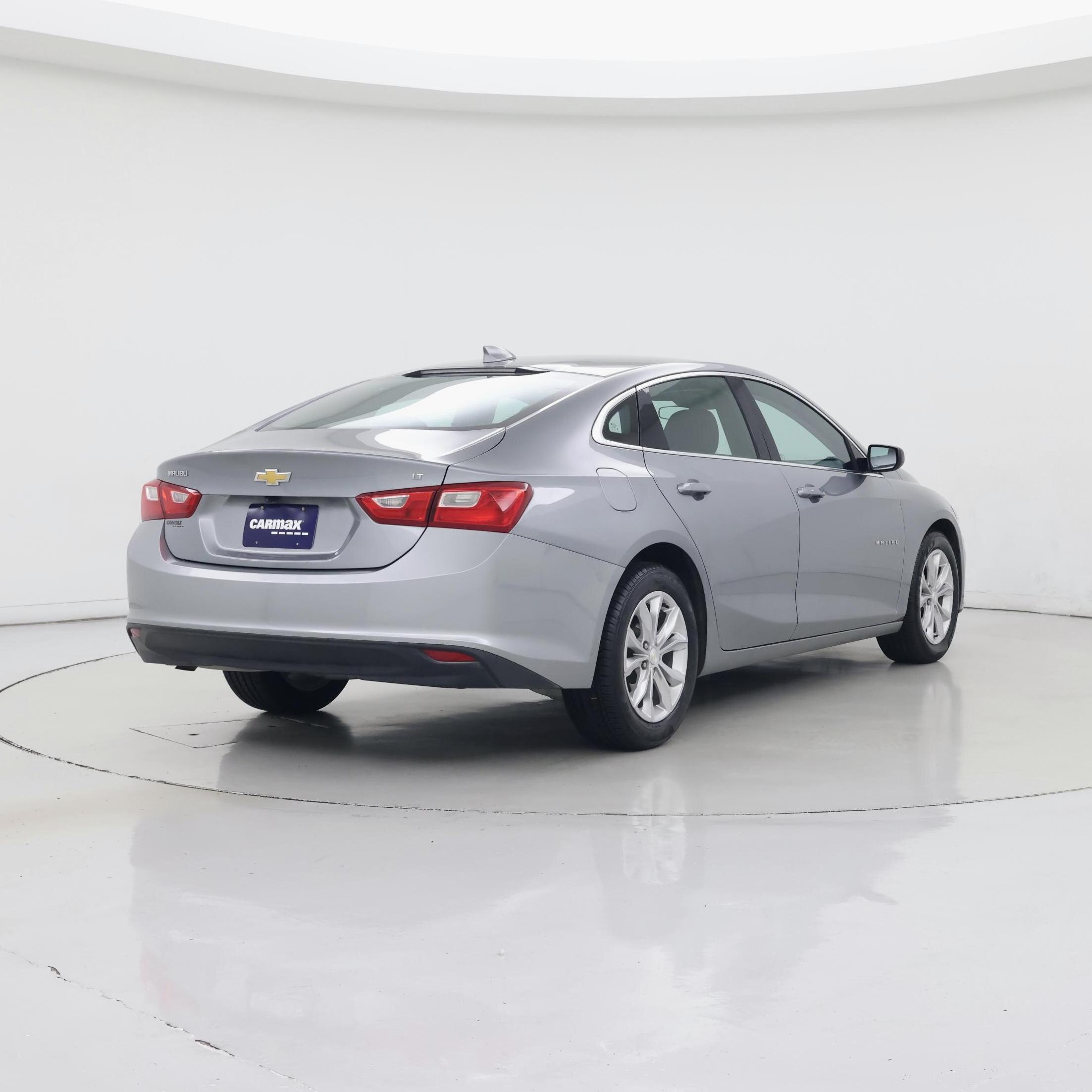 Thumbnail: 2023 Chevrolet Malibu - 8
