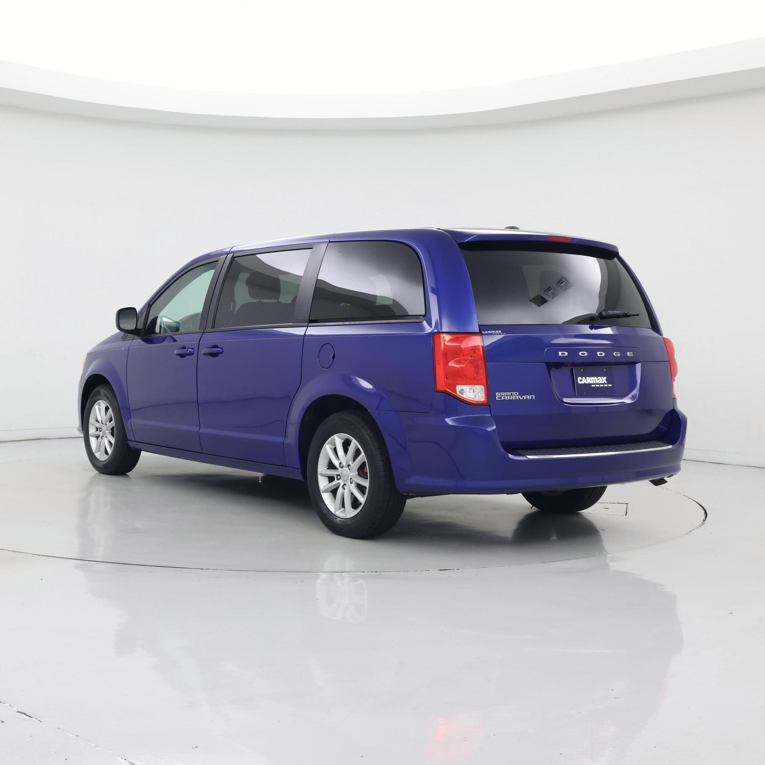 Thumbnail: 2020 Dodge Grand Caravan - 2