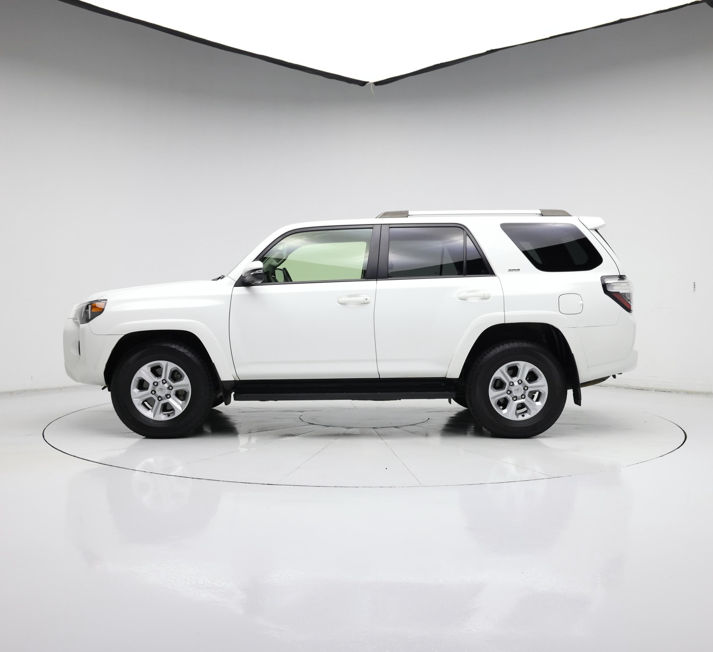 Thumbnail: 2023 Toyota 4Runner - 3