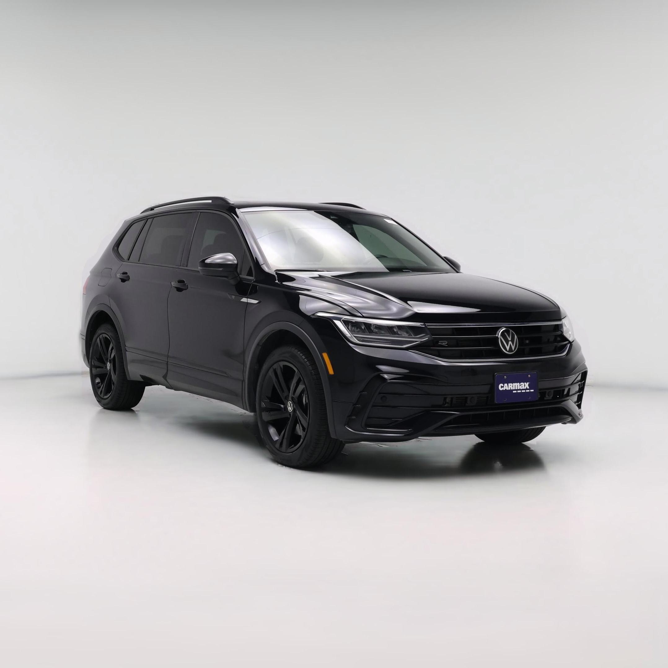 Thumbnail: 2023 Volkswagen Tiguan - 1