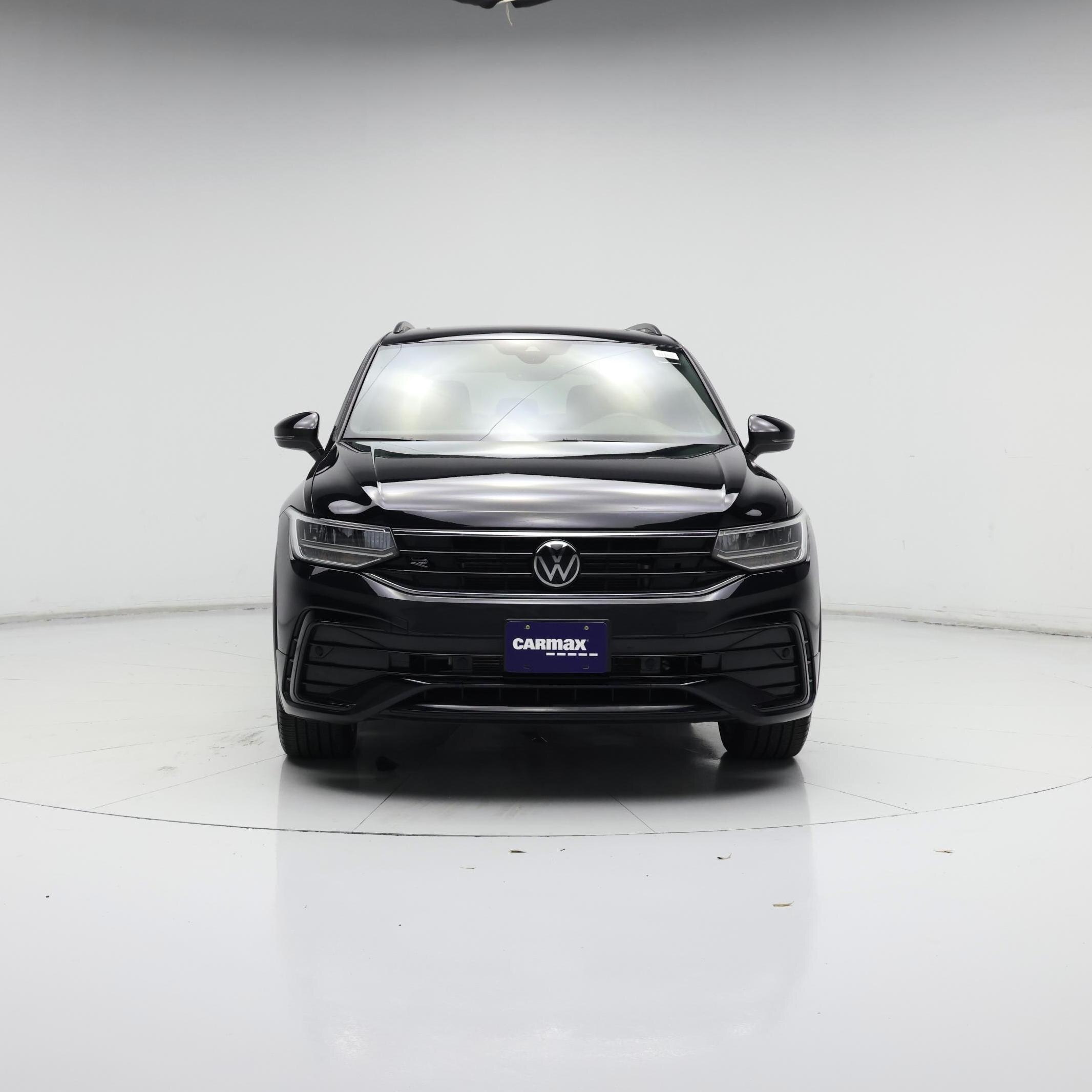 Thumbnail: 2023 Volkswagen Tiguan - 5