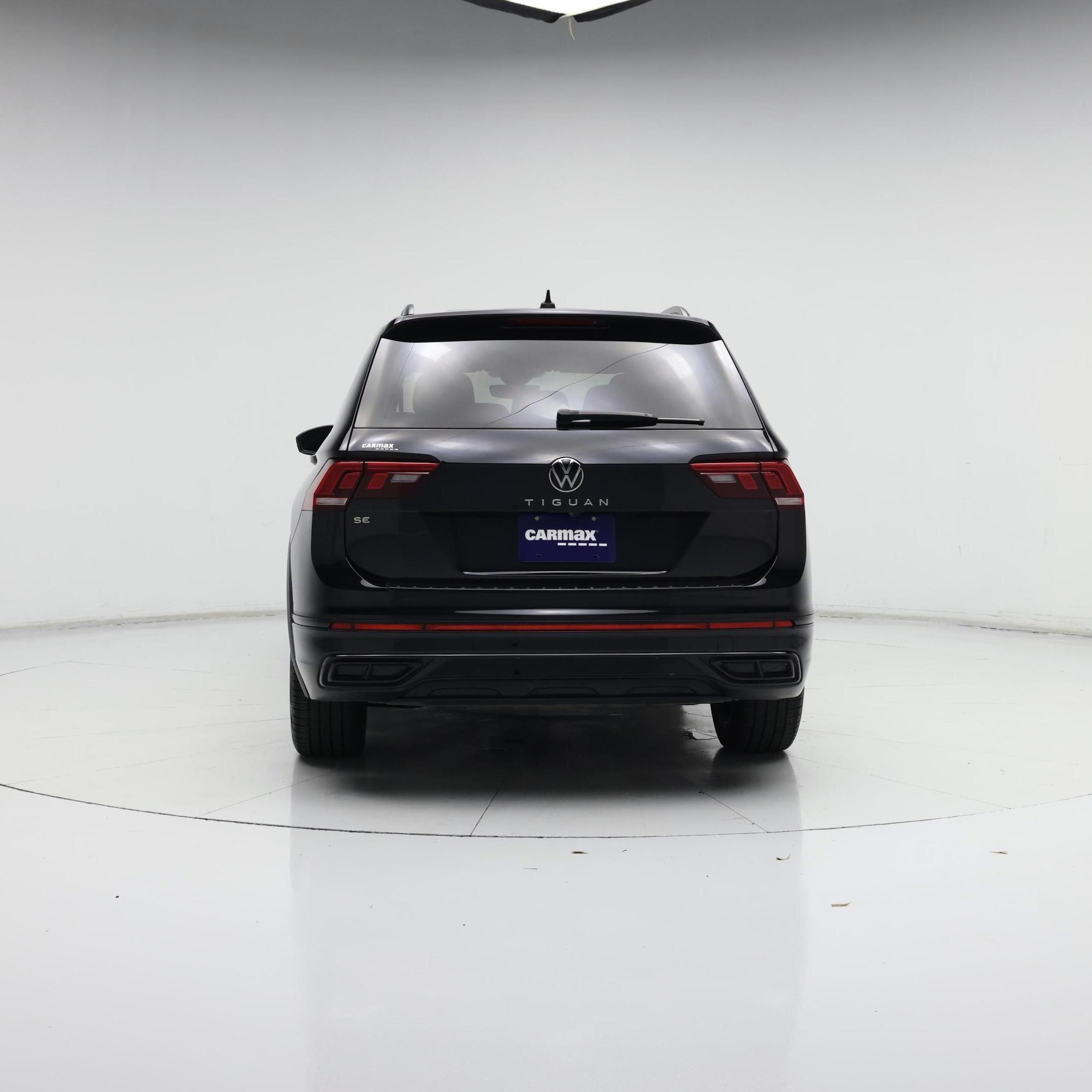 Thumbnail: 2023 Volkswagen Tiguan - 6