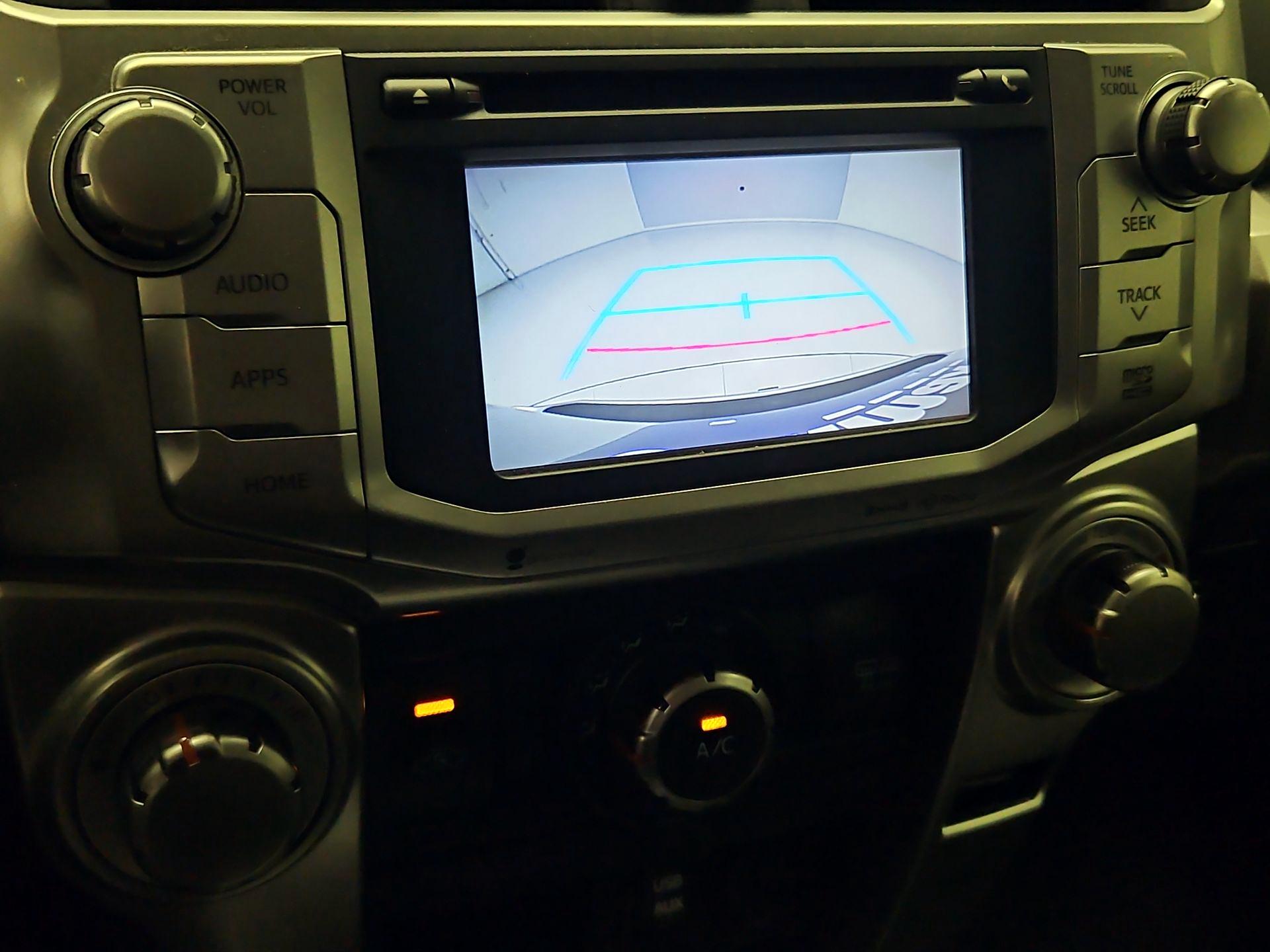 Thumbnail: 2016 Toyota 4Runner - 15
