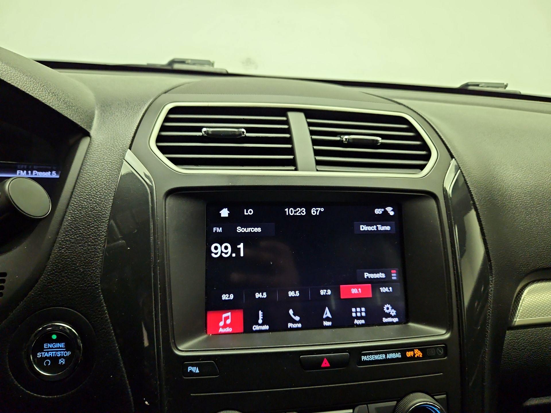 Thumbnail: 2019 Ford Explorer - 14