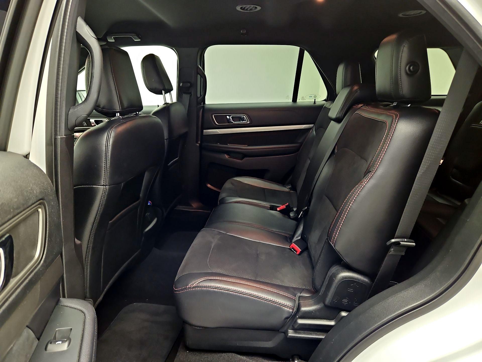 Thumbnail: 2019 Ford Explorer - 17