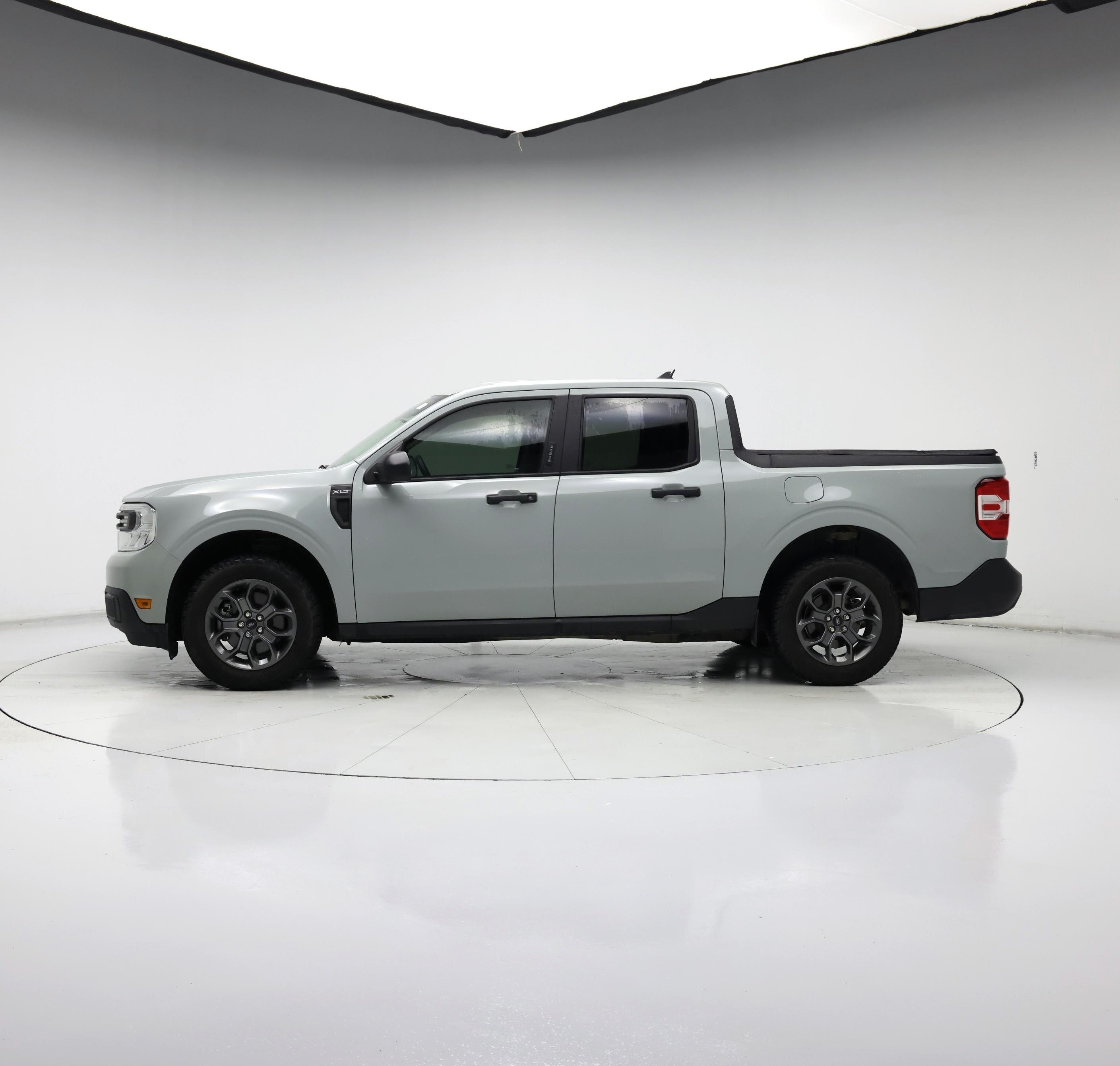 Thumbnail: 2022 Ford Maverick - 3