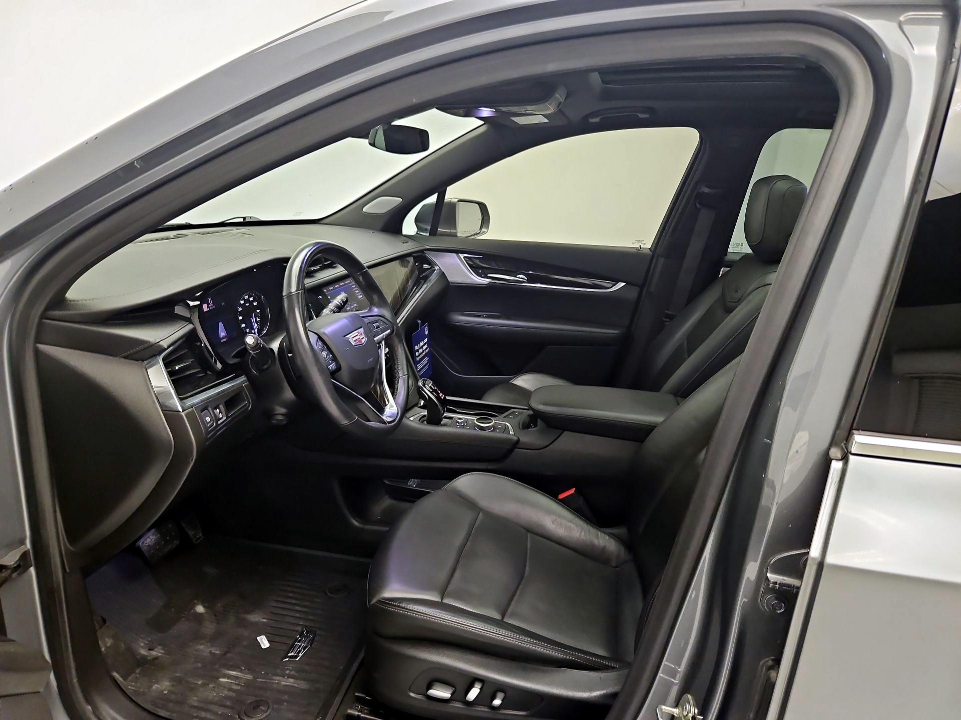 Thumbnail: 2020 Cadillac XT6 - 11