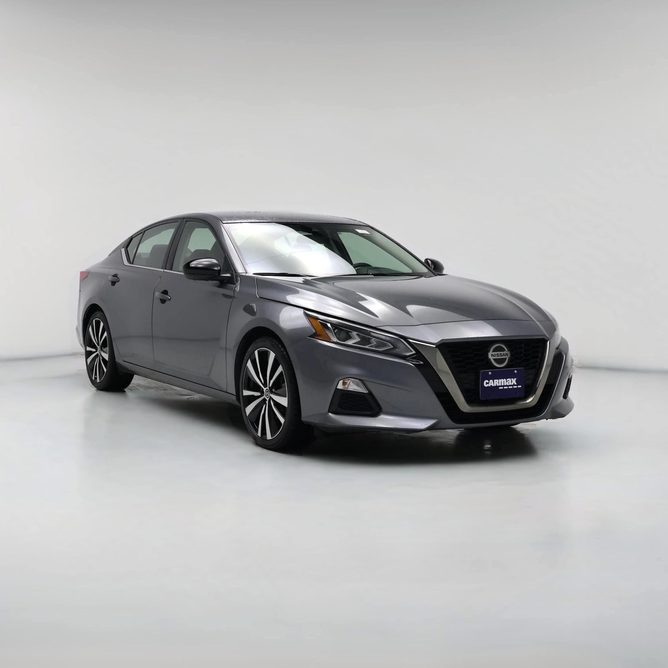 Thumbnail: 2022 Nissan Altima - 1