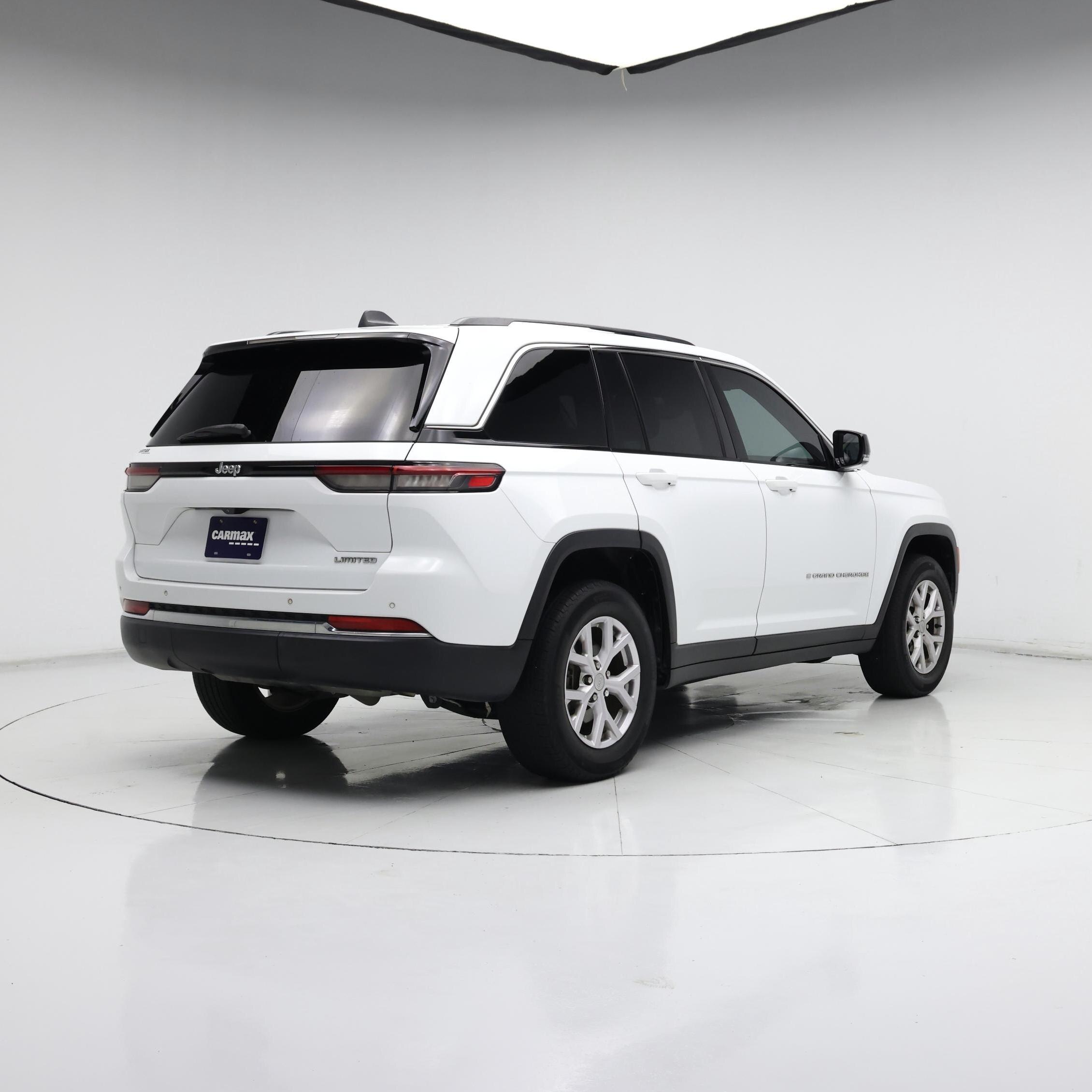Thumbnail: 2022 Jeep Grand Cherokee - 8