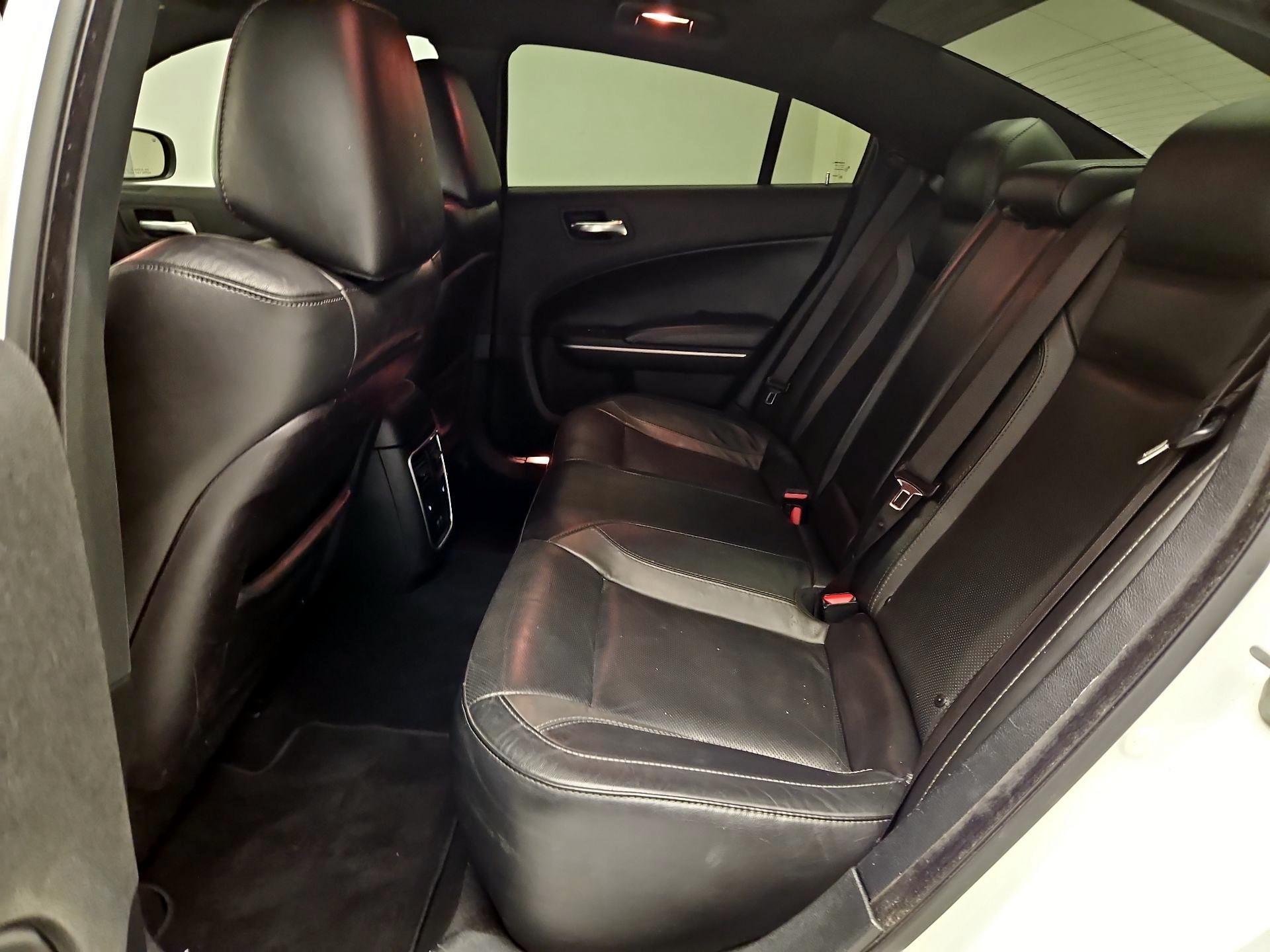 Thumbnail: 2019 Dodge Charger - 17