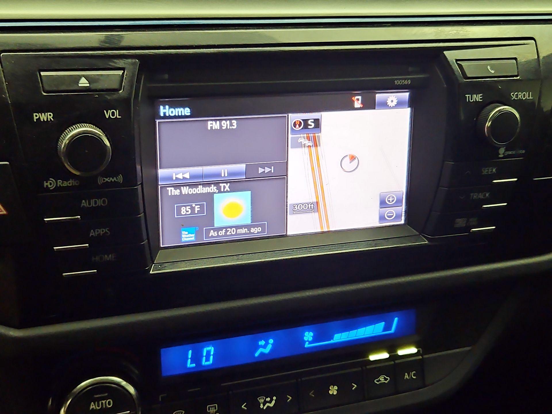 Thumbnail: 2016 Toyota Corolla - 16
