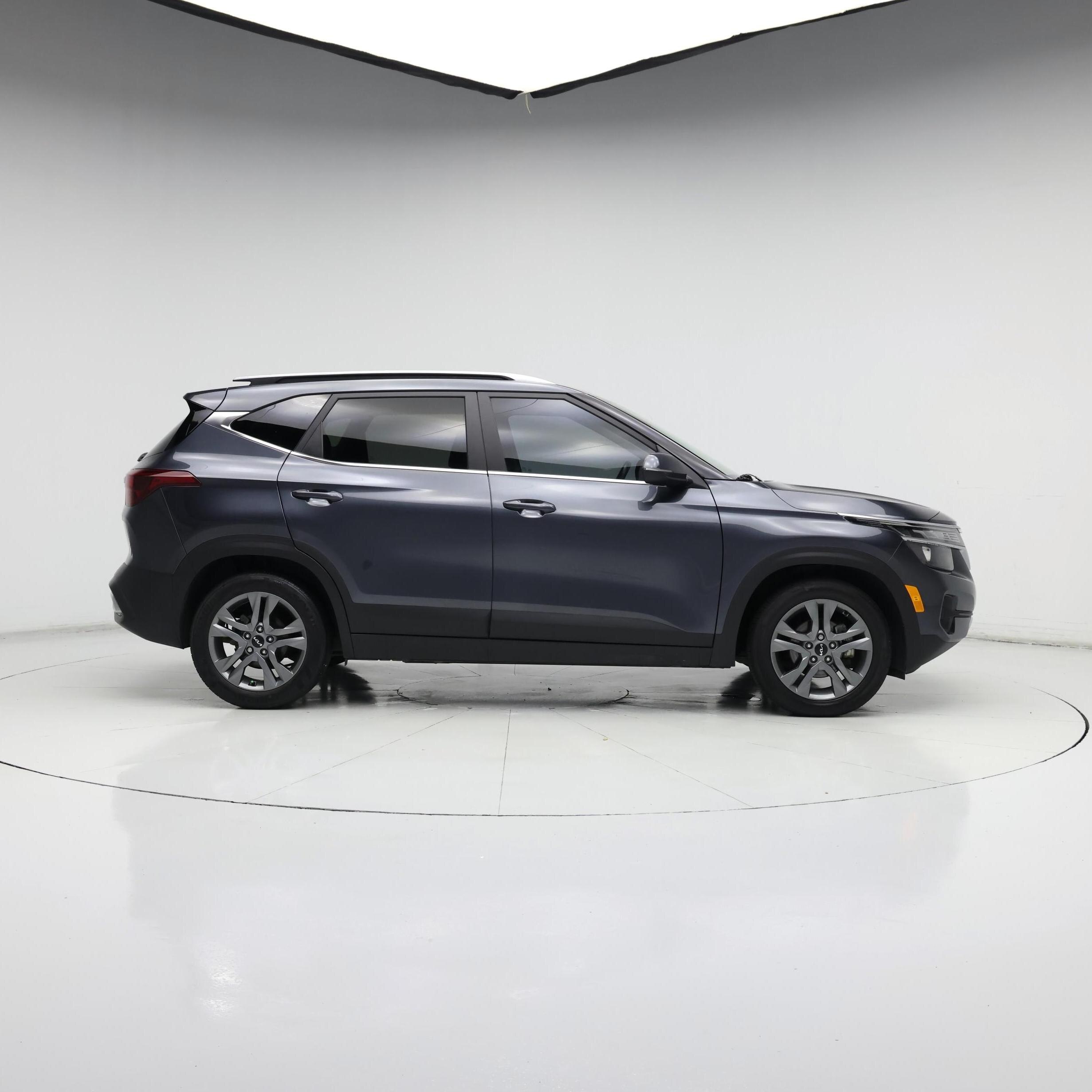 Thumbnail: 2022 Kia Seltos - 7