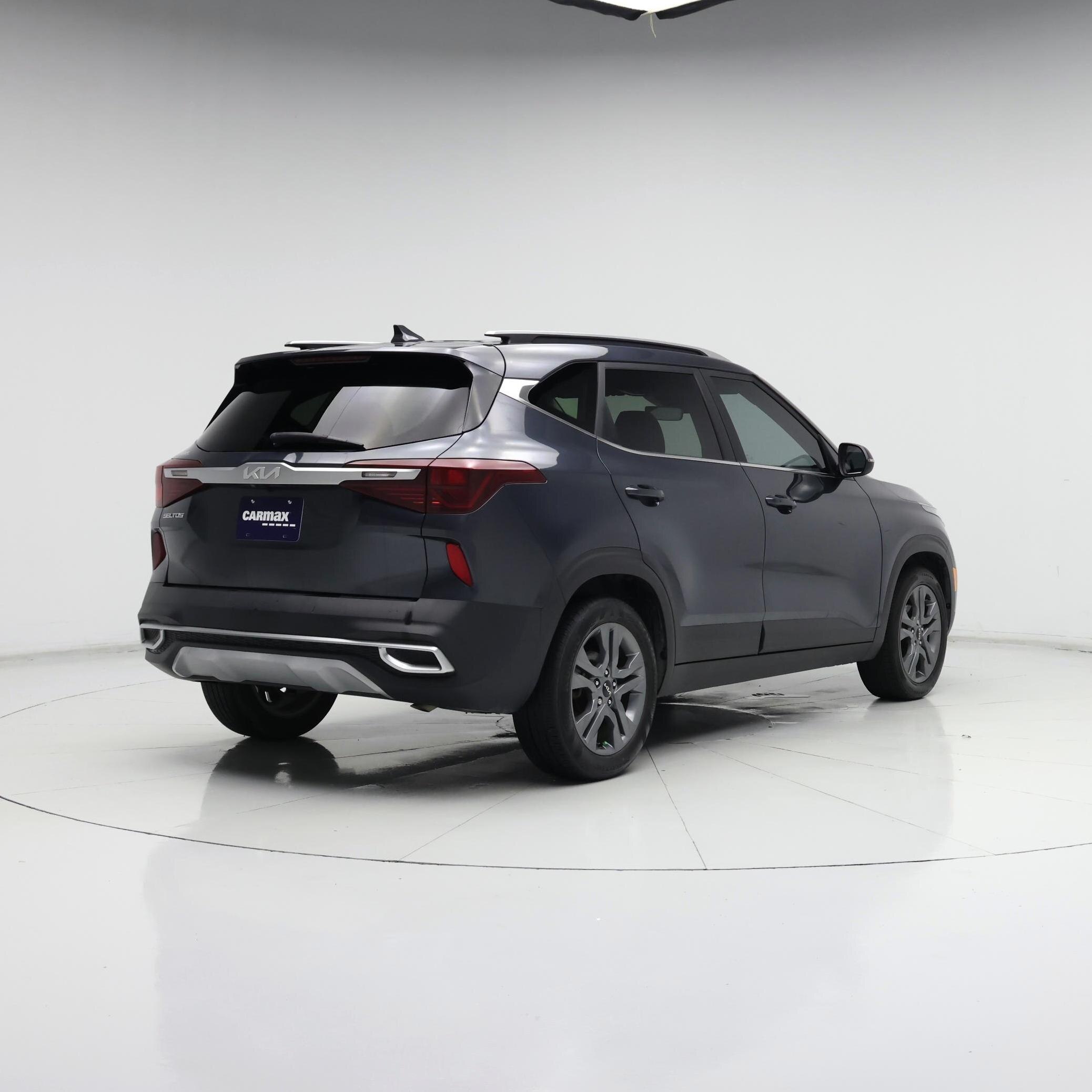 Thumbnail: 2022 Kia Seltos - 8