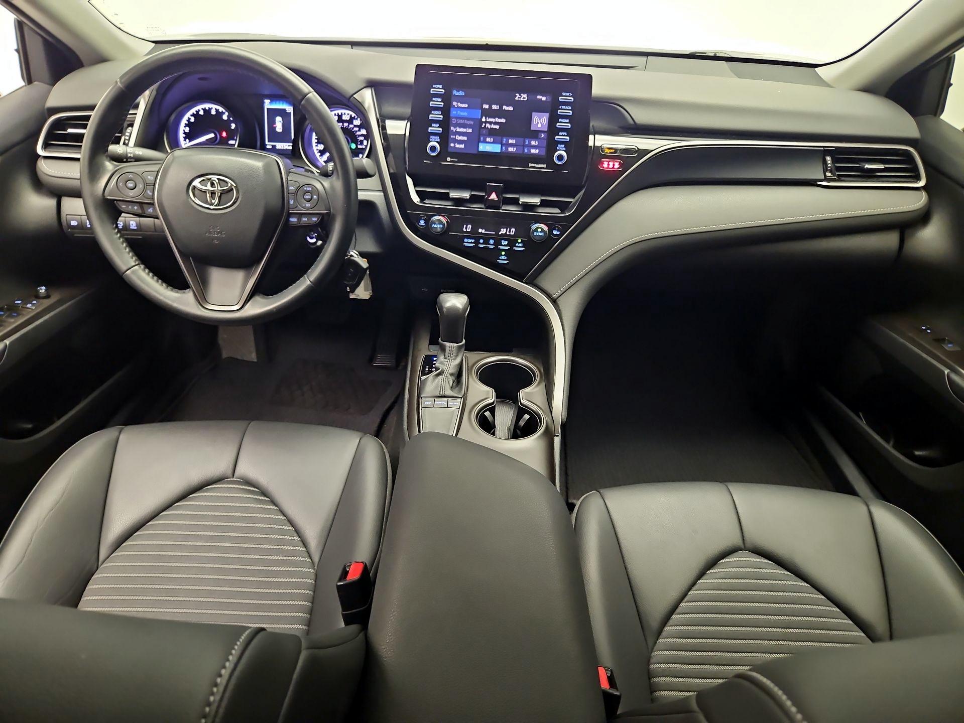 Thumbnail: 2022 Toyota Camry - 9