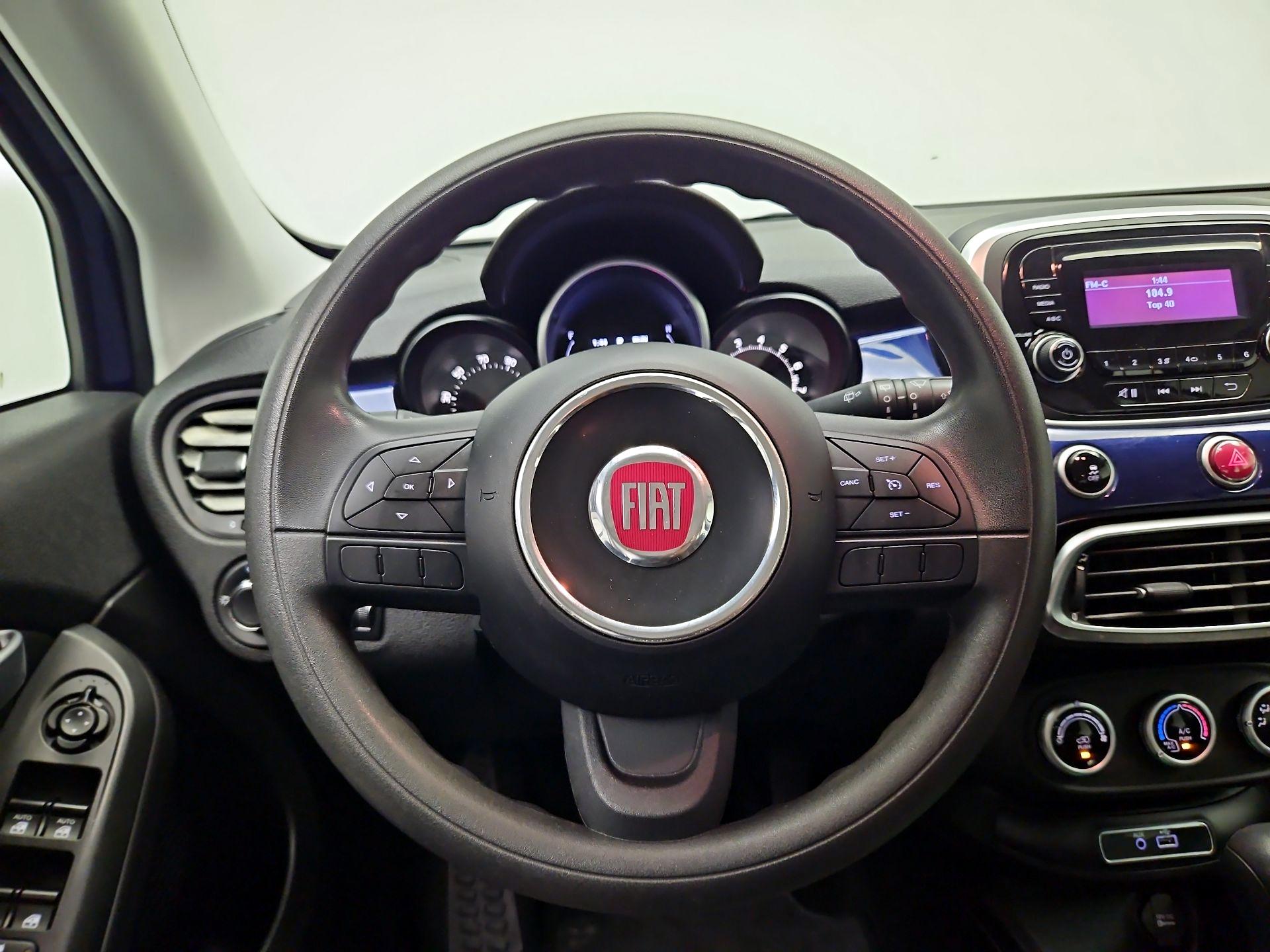 Thumbnail: 2017 Fiat 500X - 10