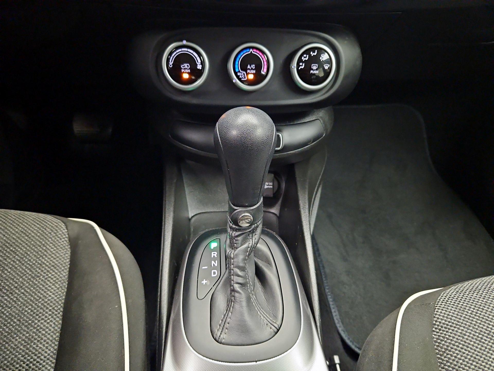 Thumbnail: 2017 Fiat 500X - 15