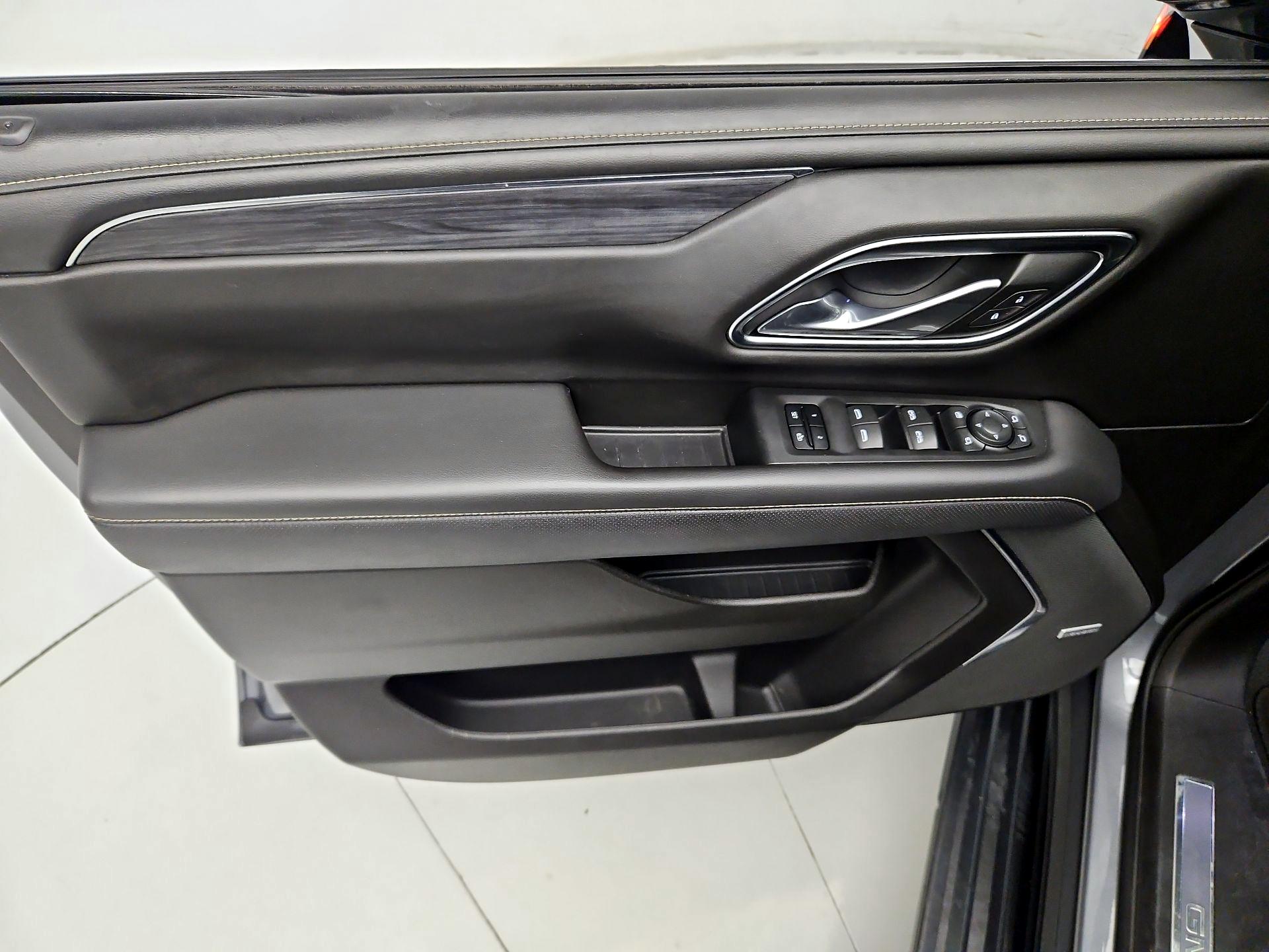 Thumbnail: 2021 GMC Yukon XL - 12