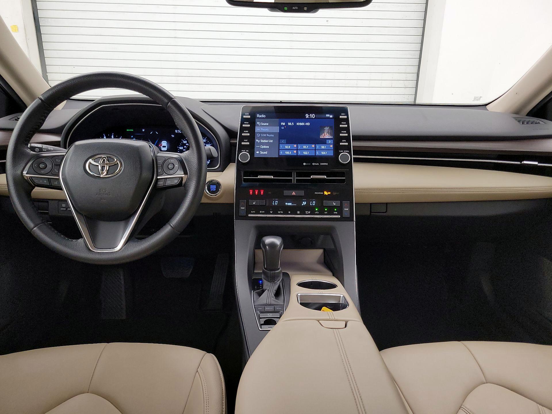 Thumbnail: 2022 Toyota Avalon - 9