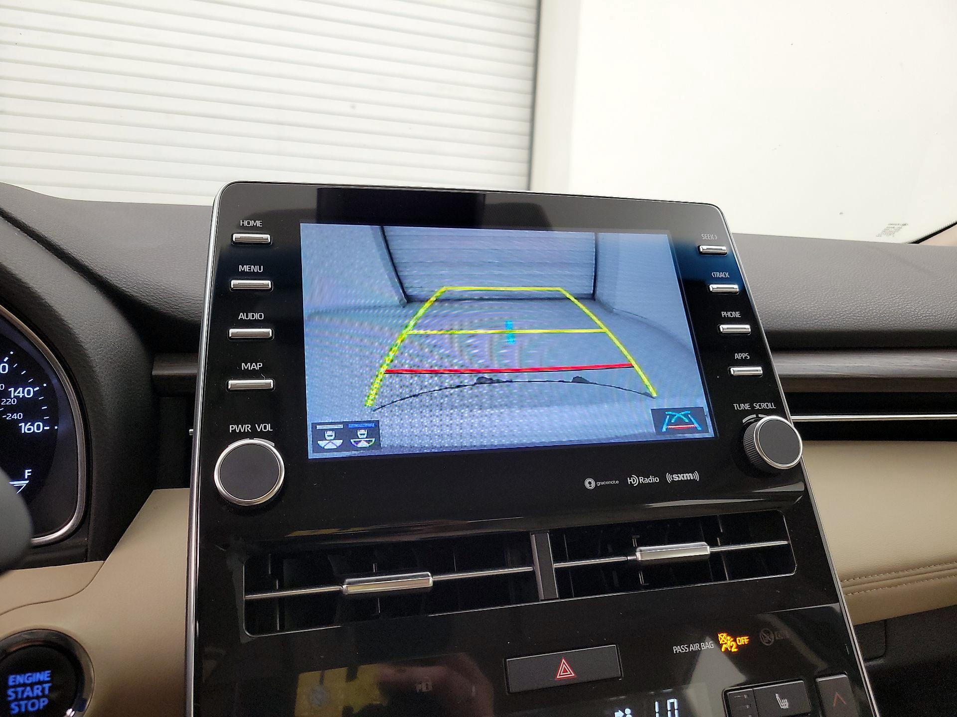 Thumbnail: 2022 Toyota Avalon - 14