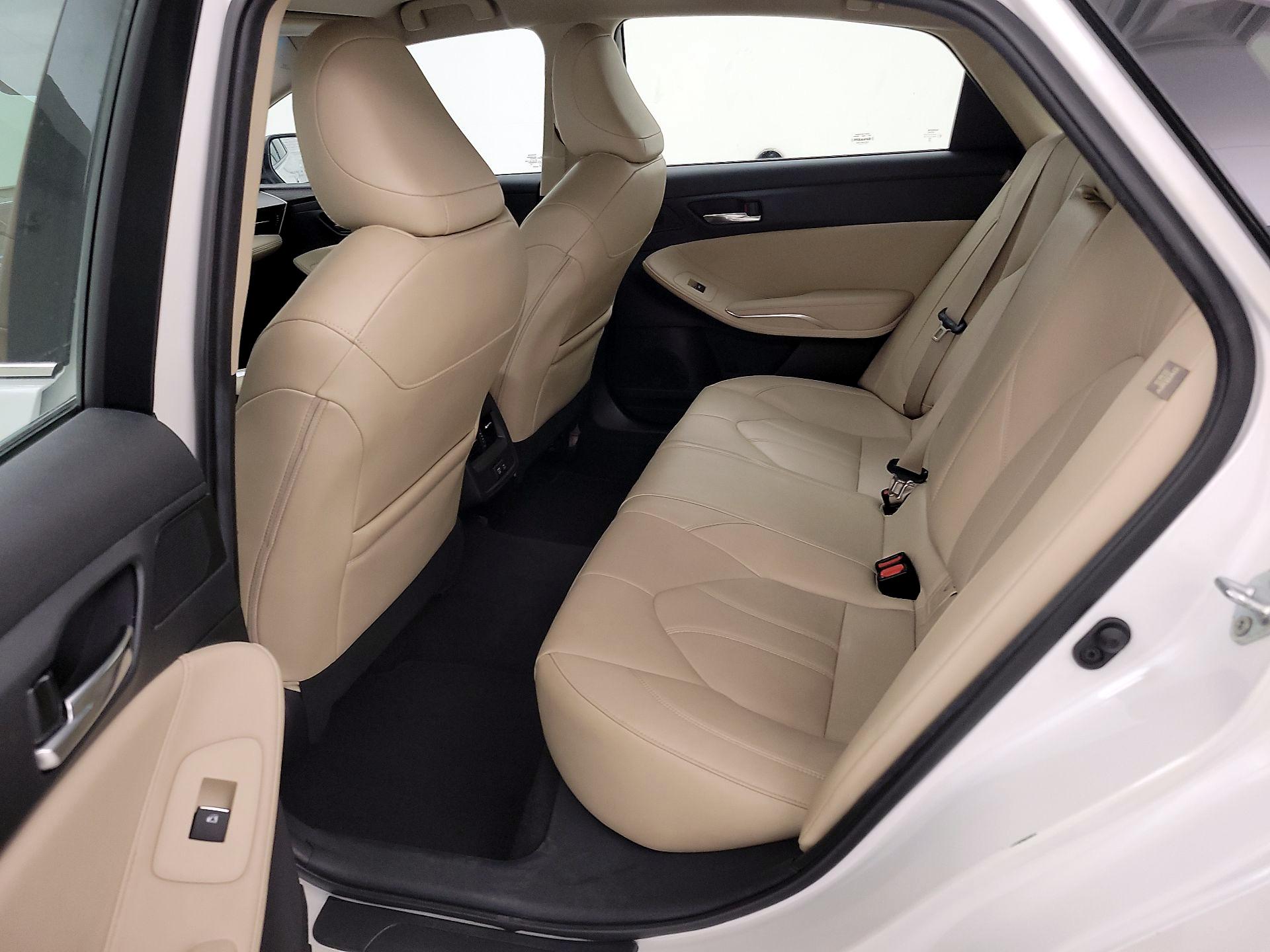 Thumbnail: 2022 Toyota Avalon - 19