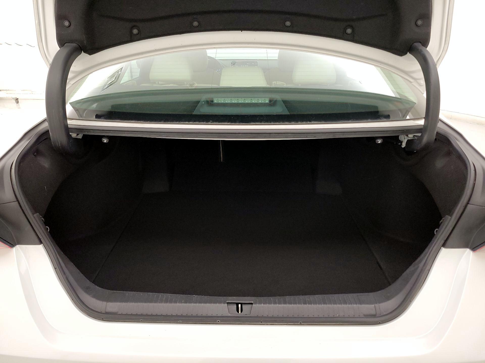 Thumbnail: 2022 Toyota Avalon - 20